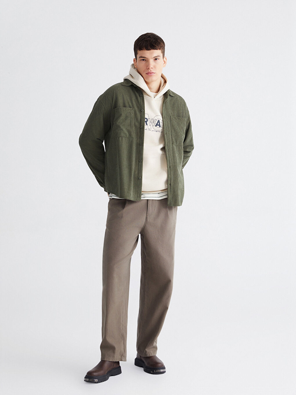 Haki Regular Fit Uzun Kollu Kadife Erkek Gömlek-1