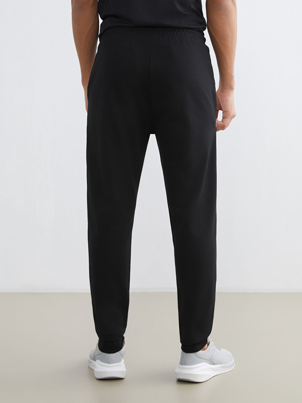 Slim Fit Men's Jogger Sweatpants-3