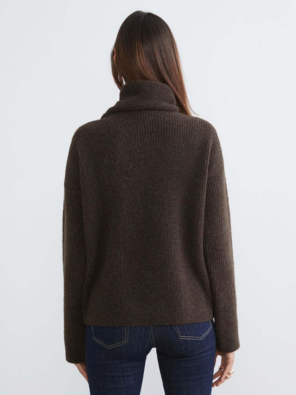 Kahverengi Şal Yaka Kadın Triko Kazak-3