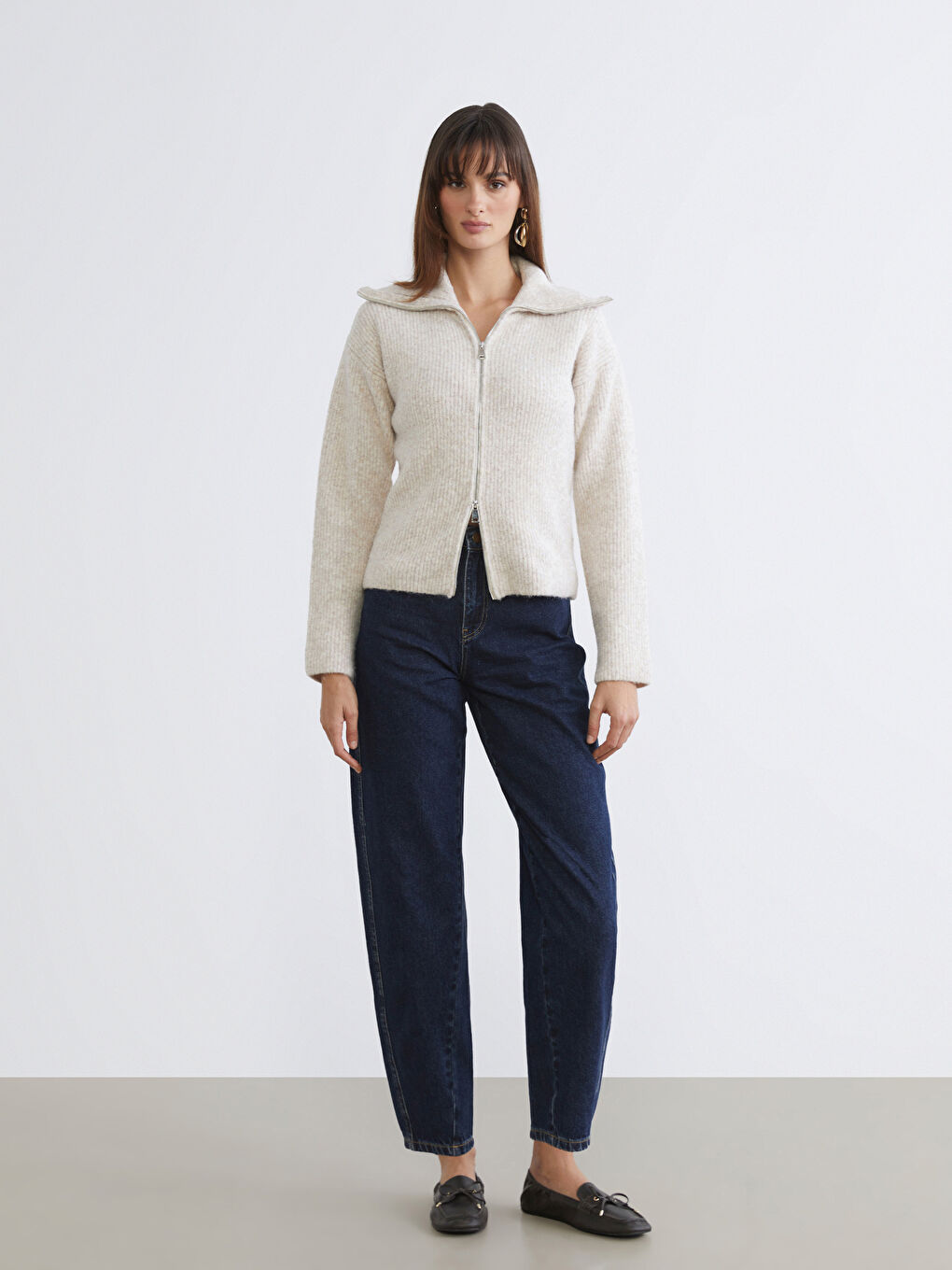 Bej Dik Yaka Kadın Triko Hırka-1