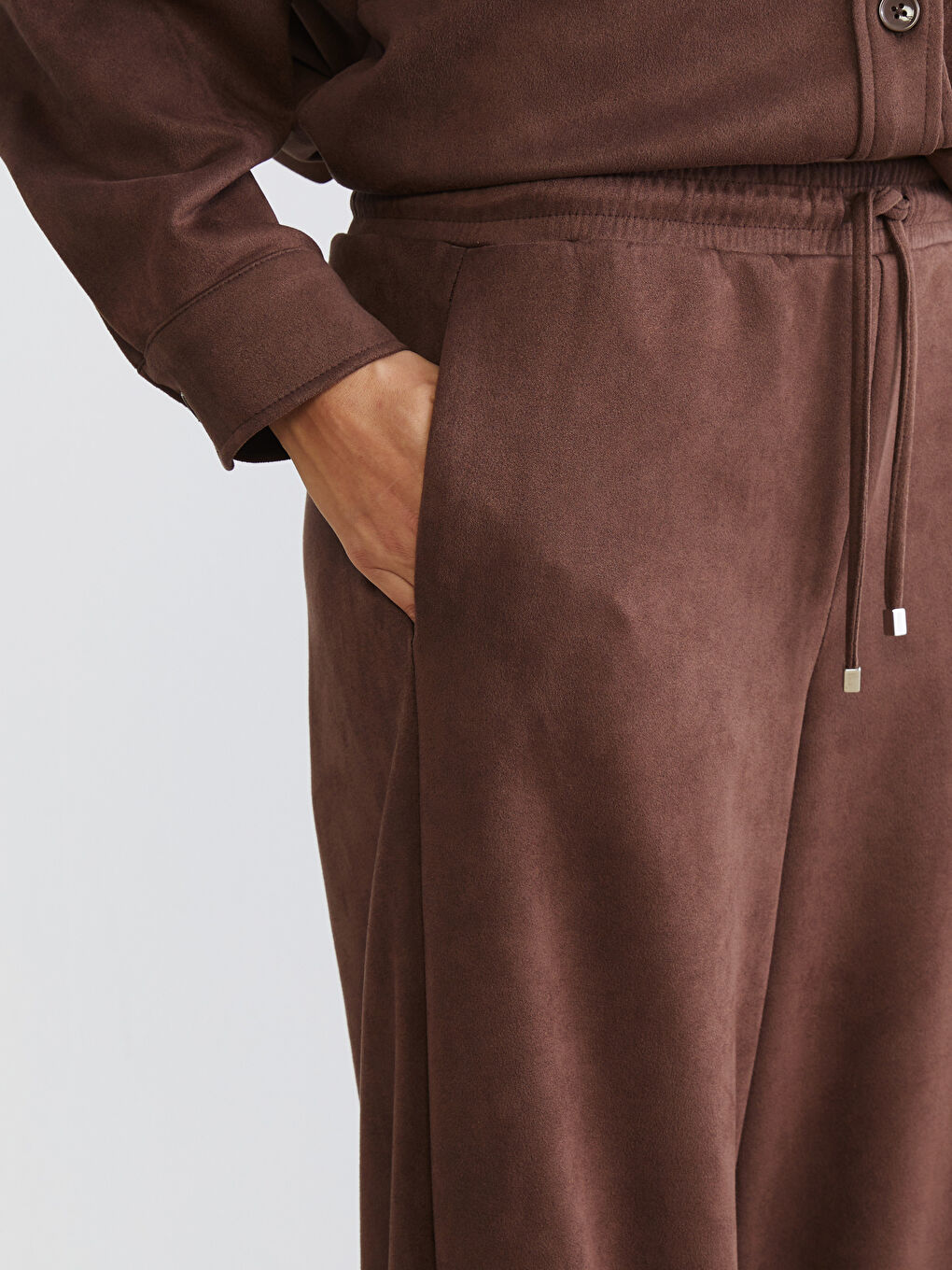 Kahverengi Standart Fit Kadın Süet Görünümlü Pantolon-2