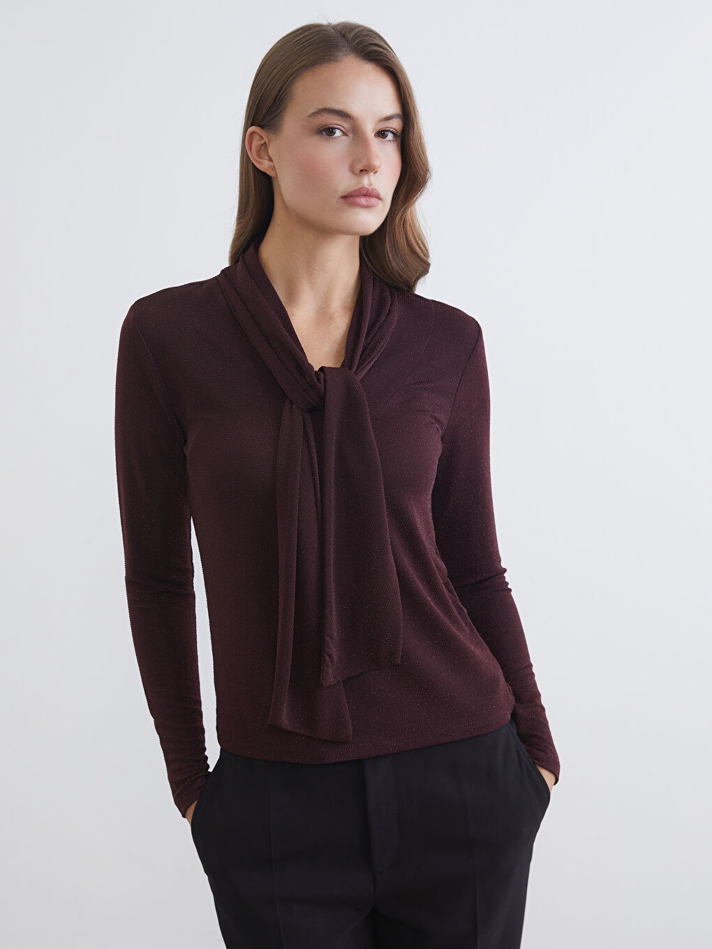 Mürdüm Şal Yaka Parlak Görünümlü Bluz