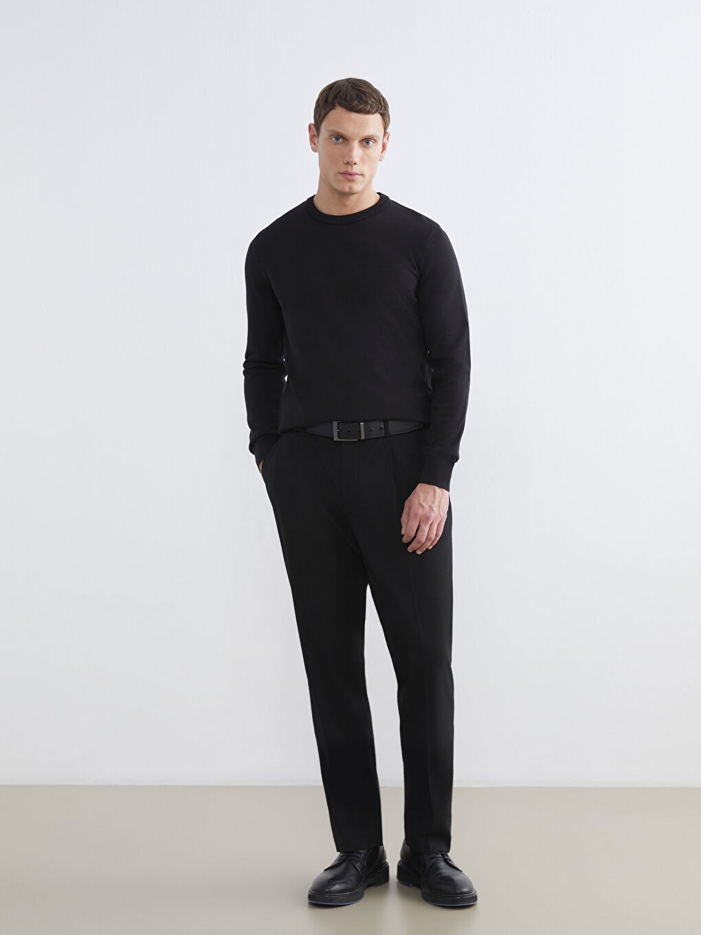 Siyah Bisiklet Yaka Erkek Triko Kazak-1