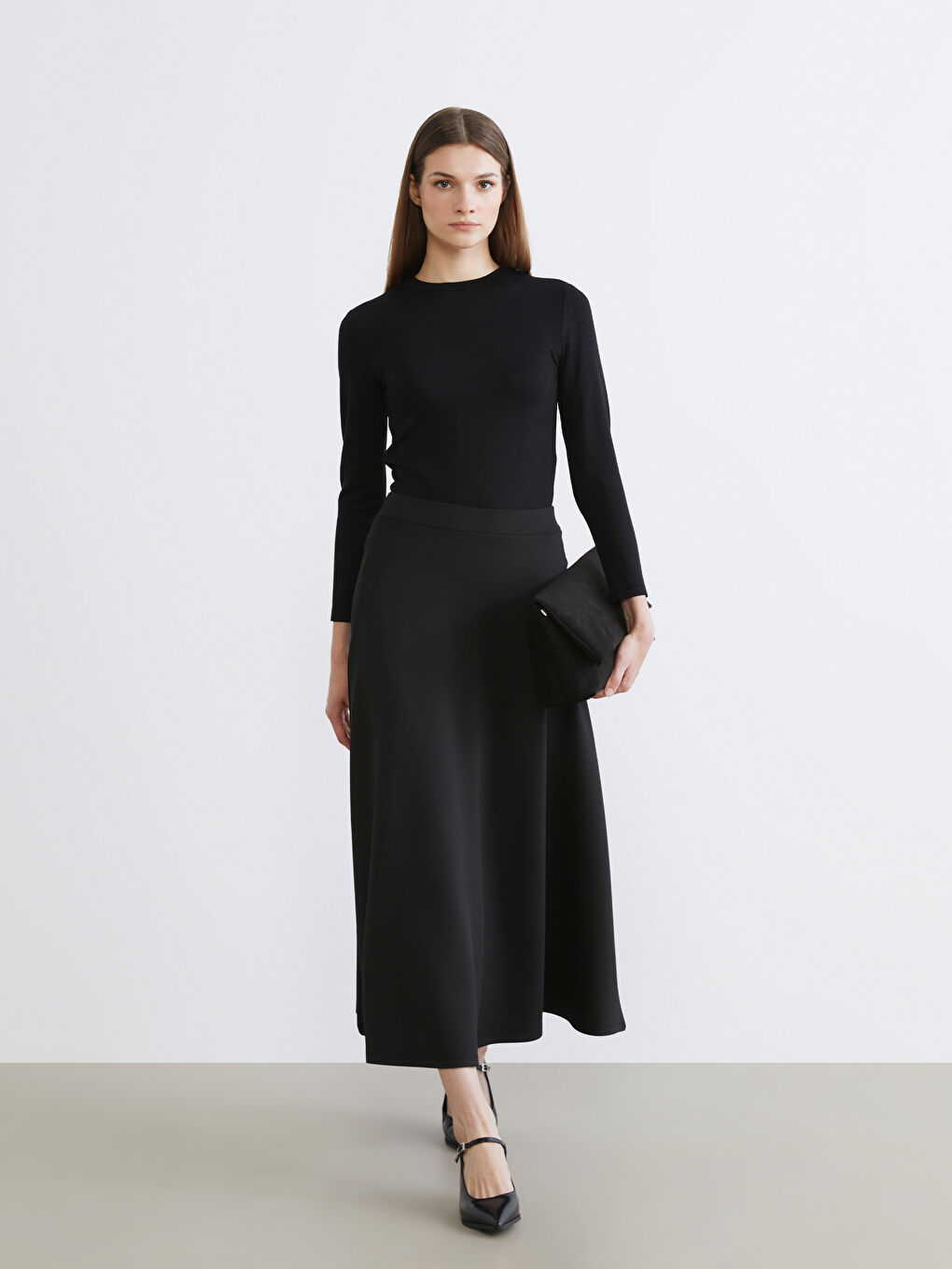 Siyah Beli Fermuarlı Kloş Etek