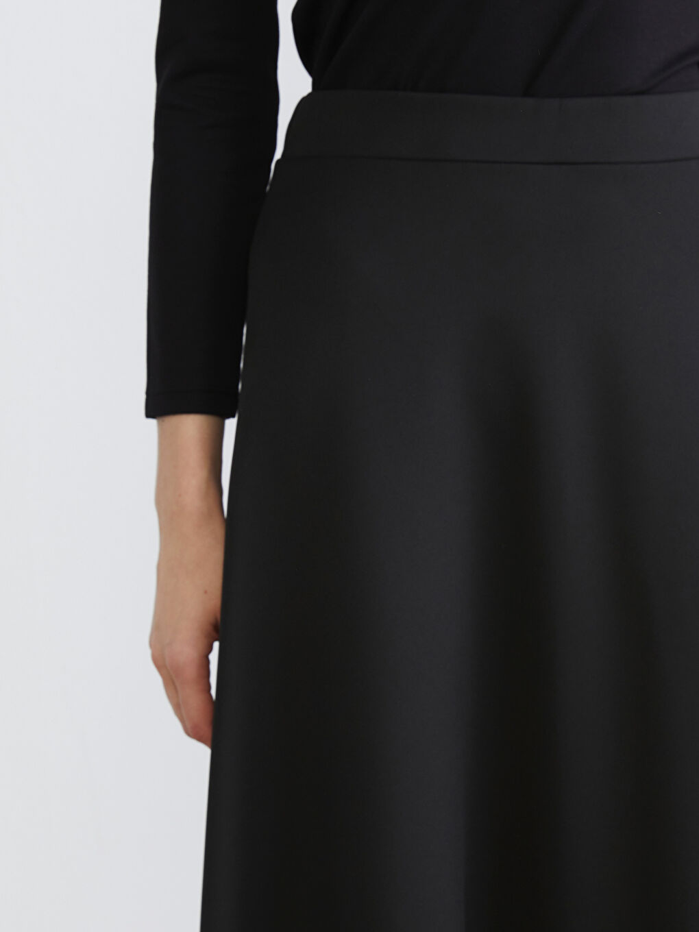 Siyah Beli Fermuarlı Kloş Etek-2