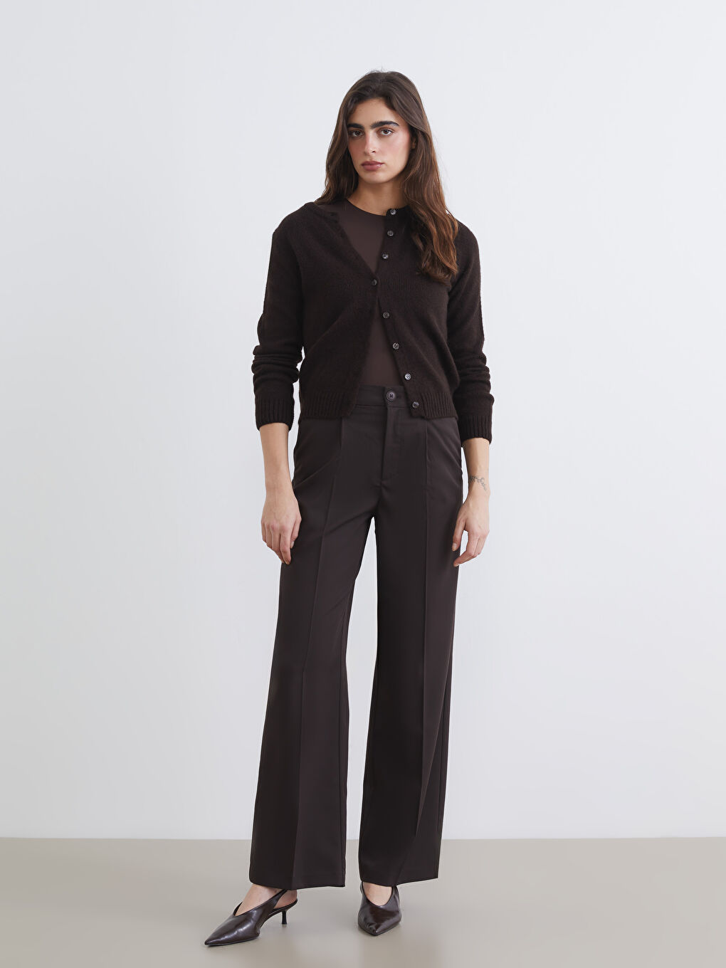 Crew Neck Women's Knitwear Cardigan-1