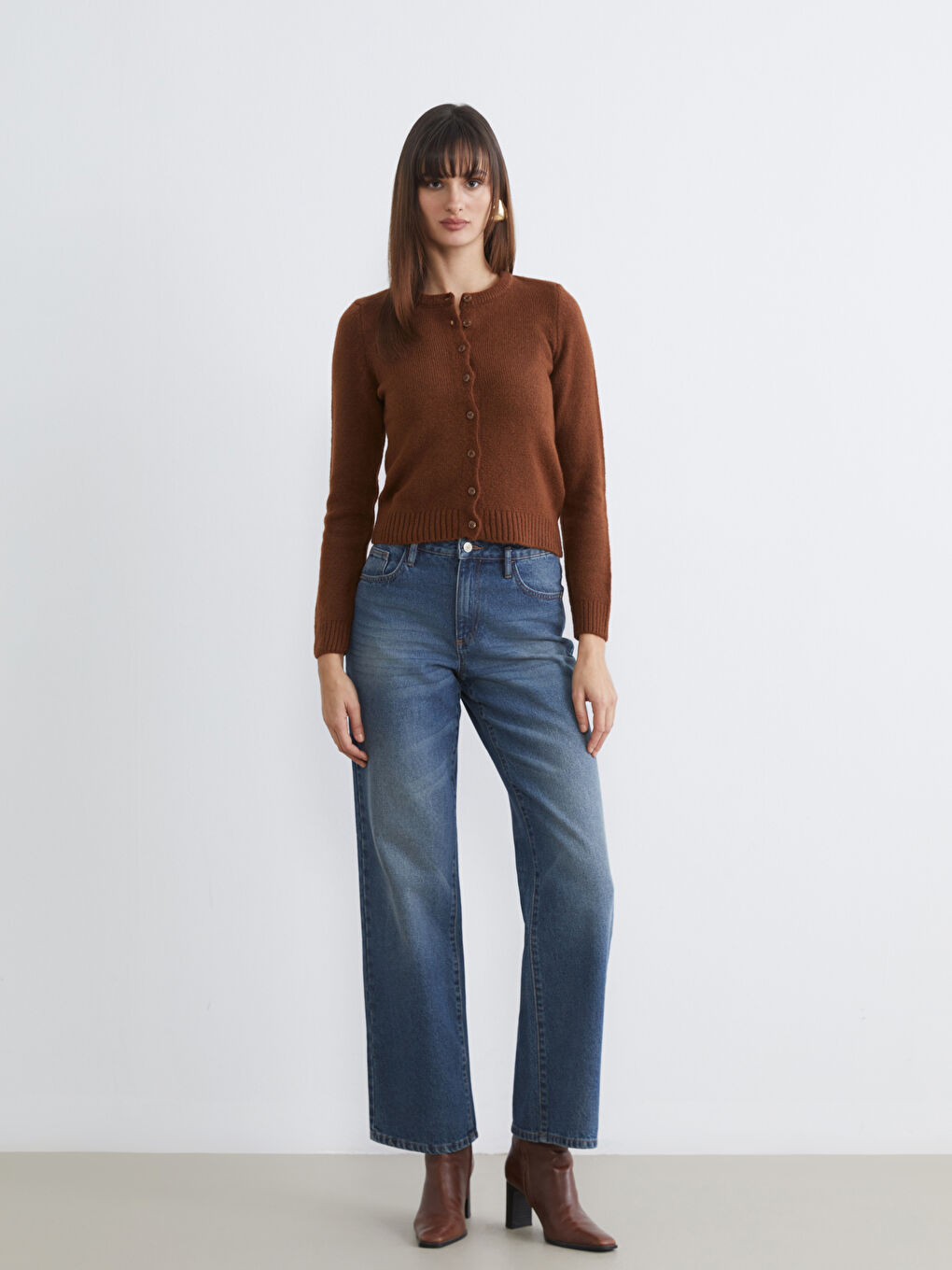 Crew Neck Women's Knitwear Cardigan-3