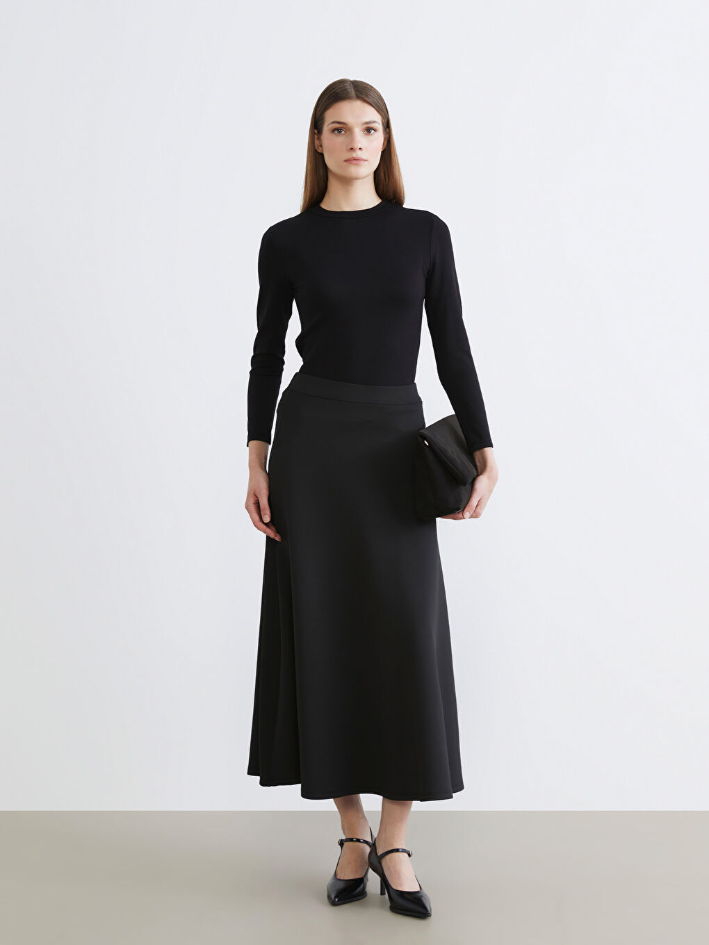 Siyah Bisiklet Yaka Kadın Body-1