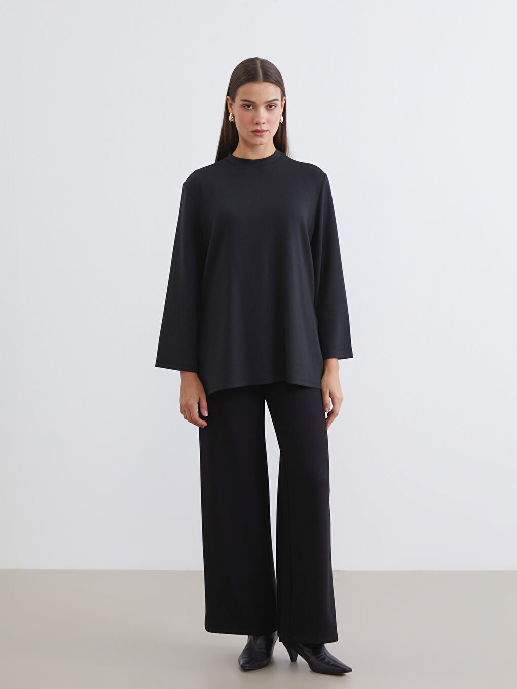 تونیکی سویتشێرتی ئۆڤەرسایز یه‌خه‌ خڕ بۆ ژنان-1