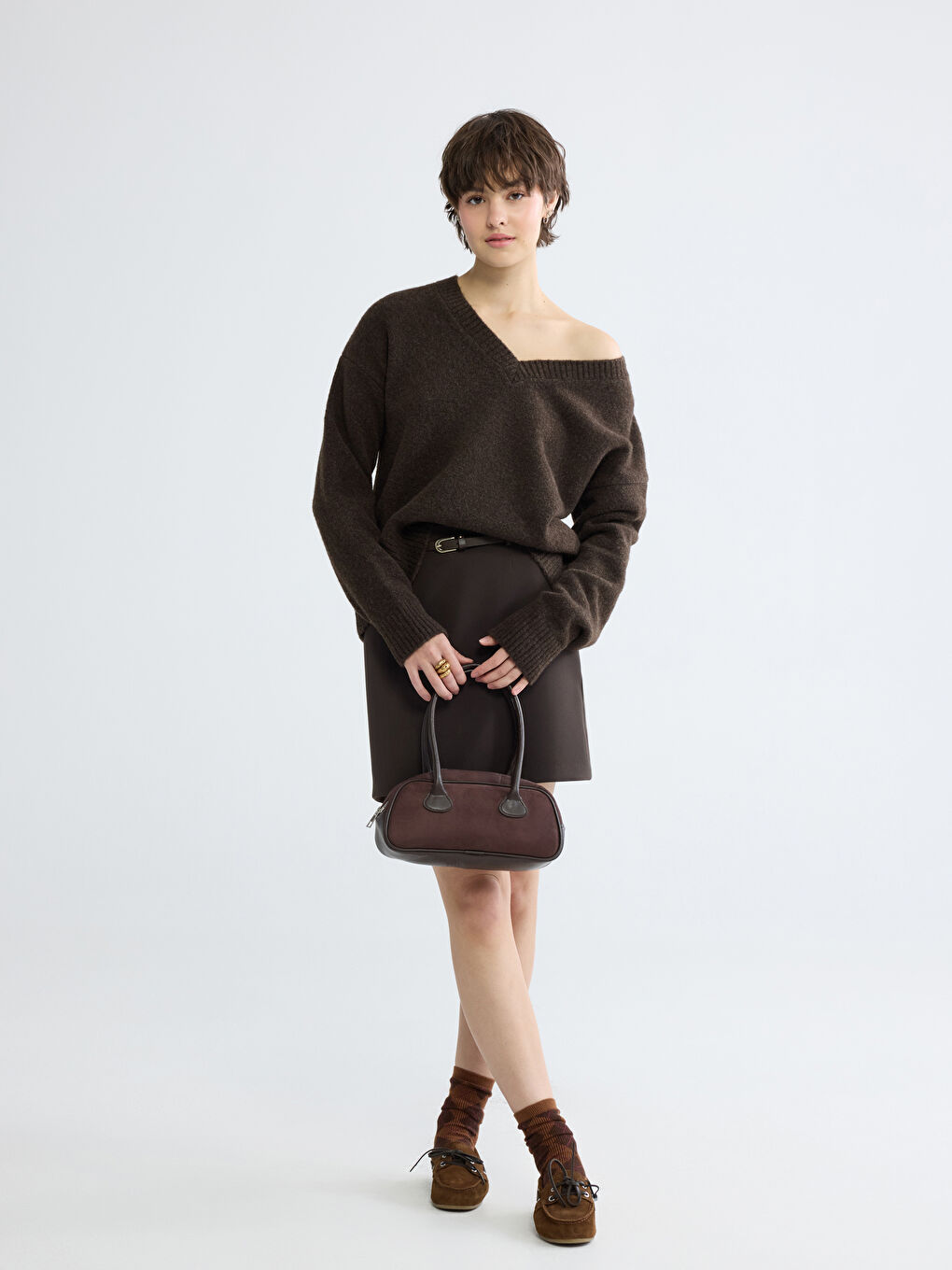 Kahverengi V Yaka Oversize Kadın Triko Kazak-1