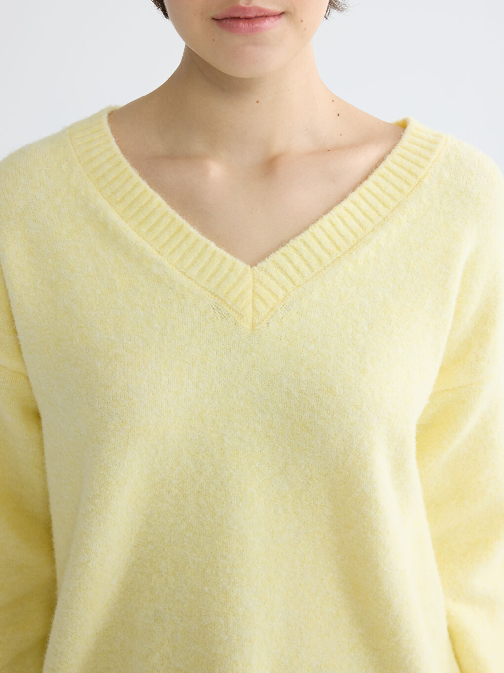 Sarı V Yaka Oversize Kadın Triko Kazak-2