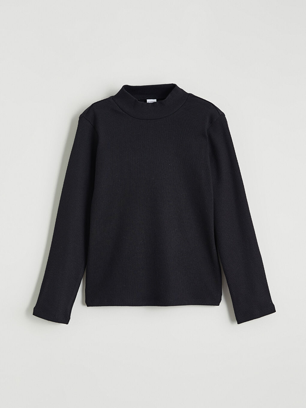 تیشێرتی کچان - نیوەگەردەنبەند