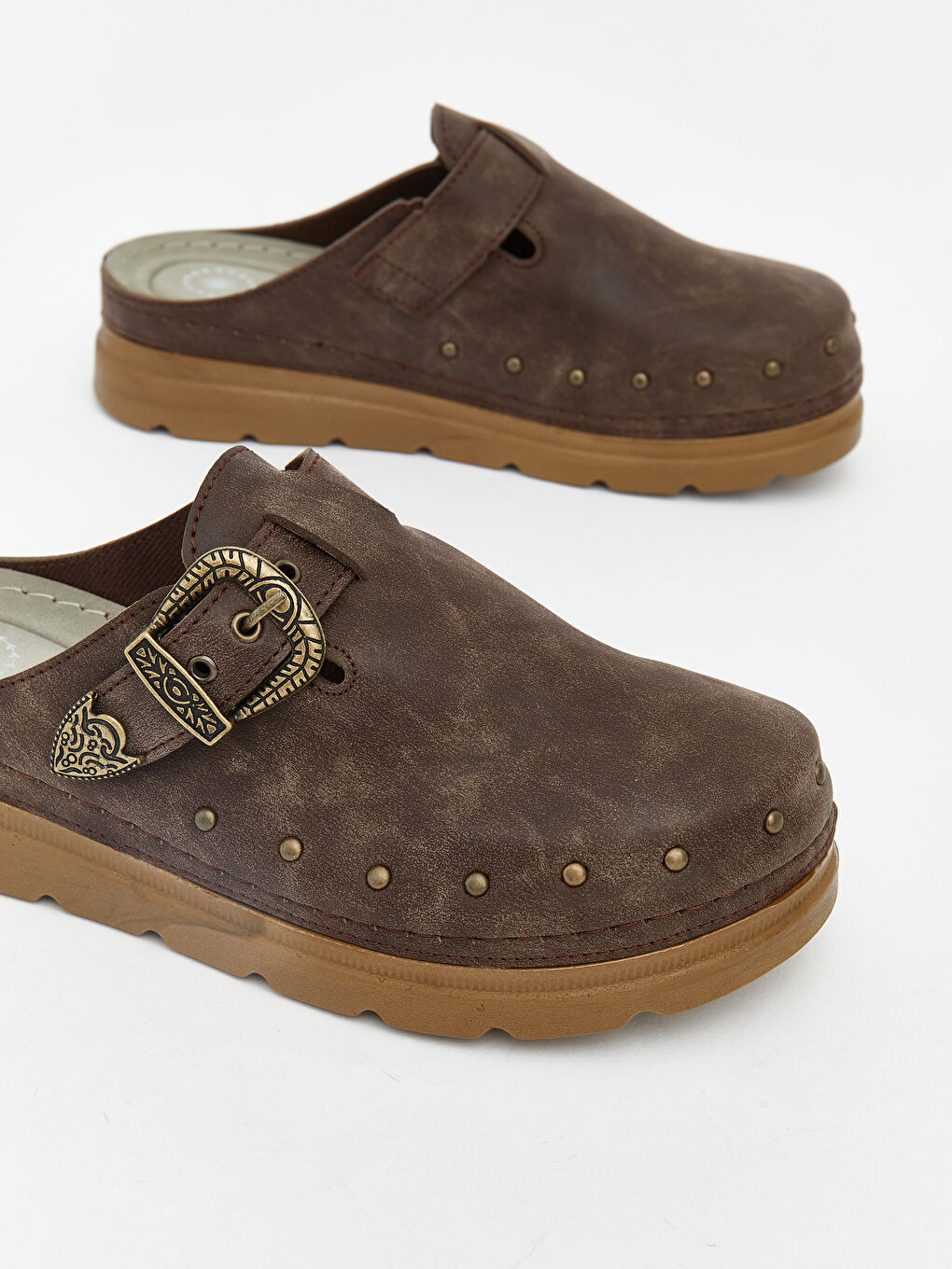 شبشب منزلي بني امرأة-2