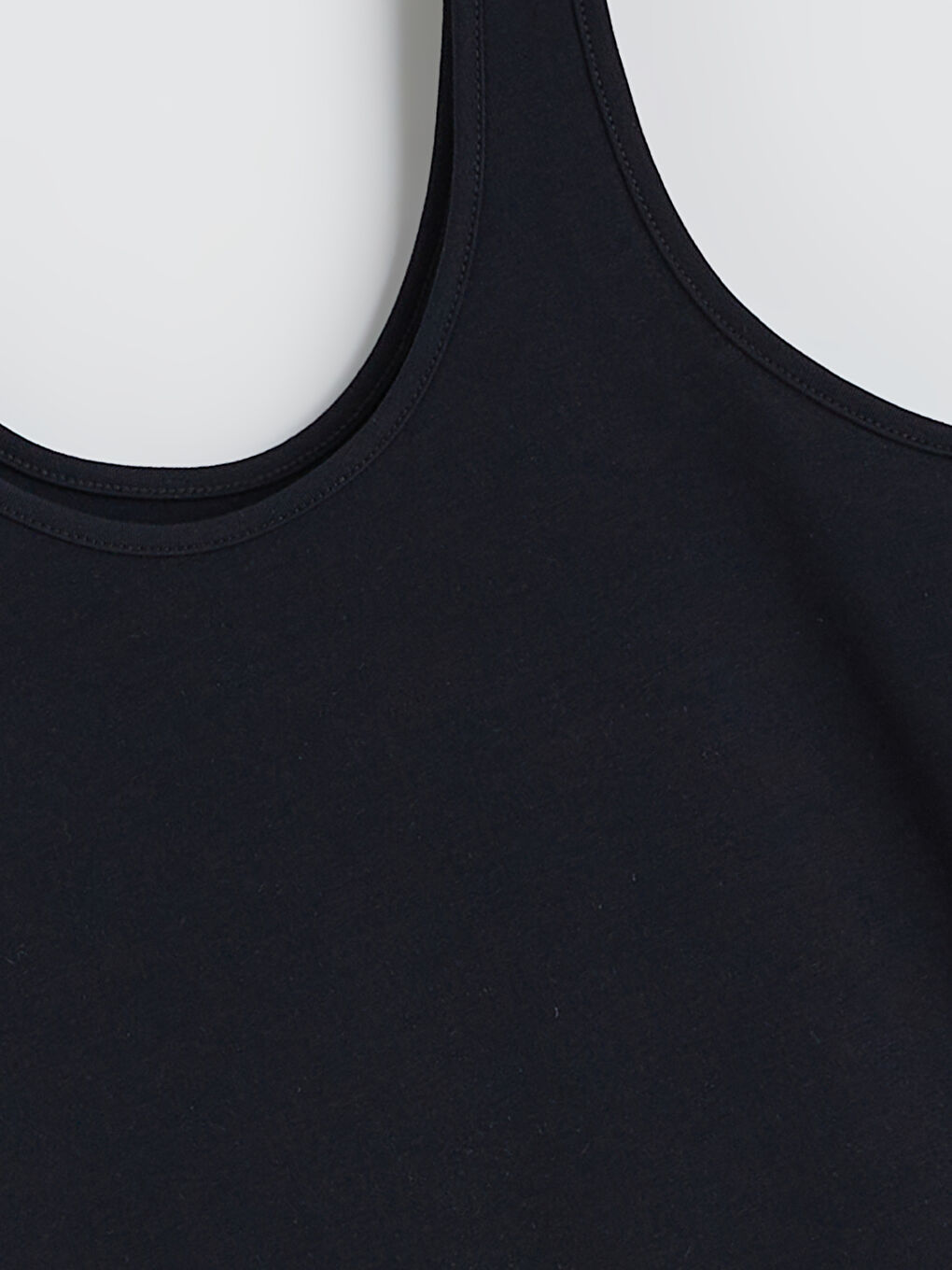 Жена Черно потник -19