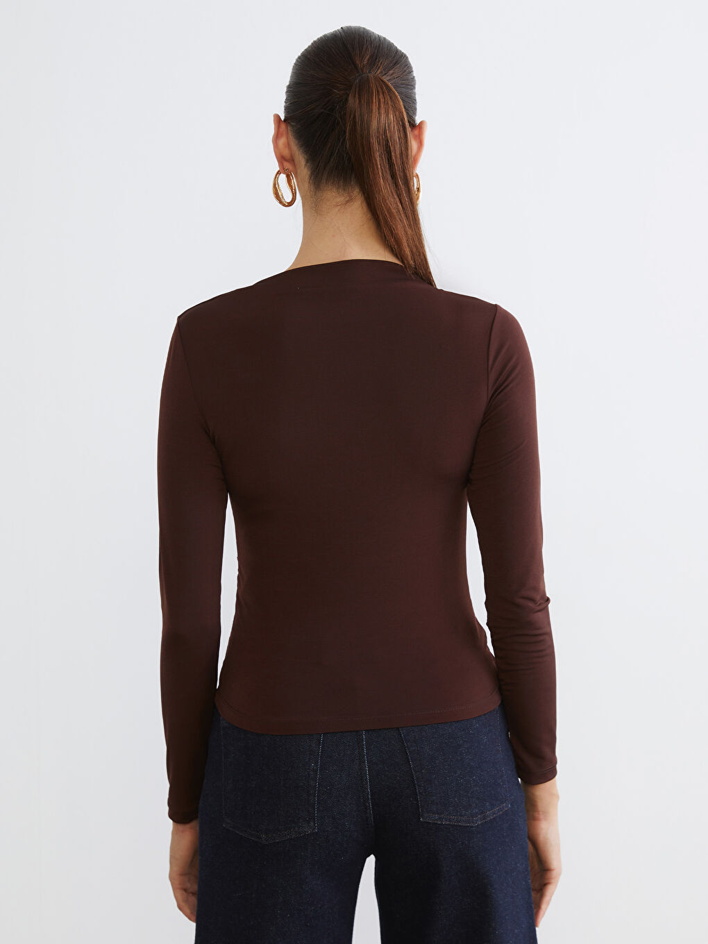 Kahverengi Kayık Yaka Büzgülü Kadın Body-3