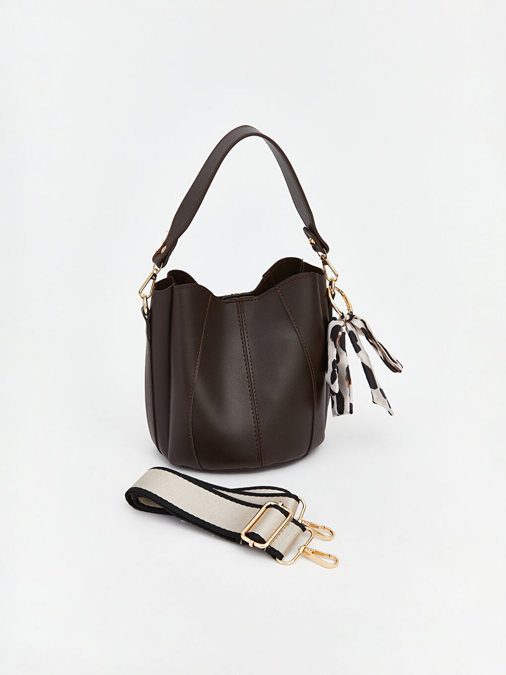 Kahverengi Deri Görünümlü Kadın Omuz Çantası-1