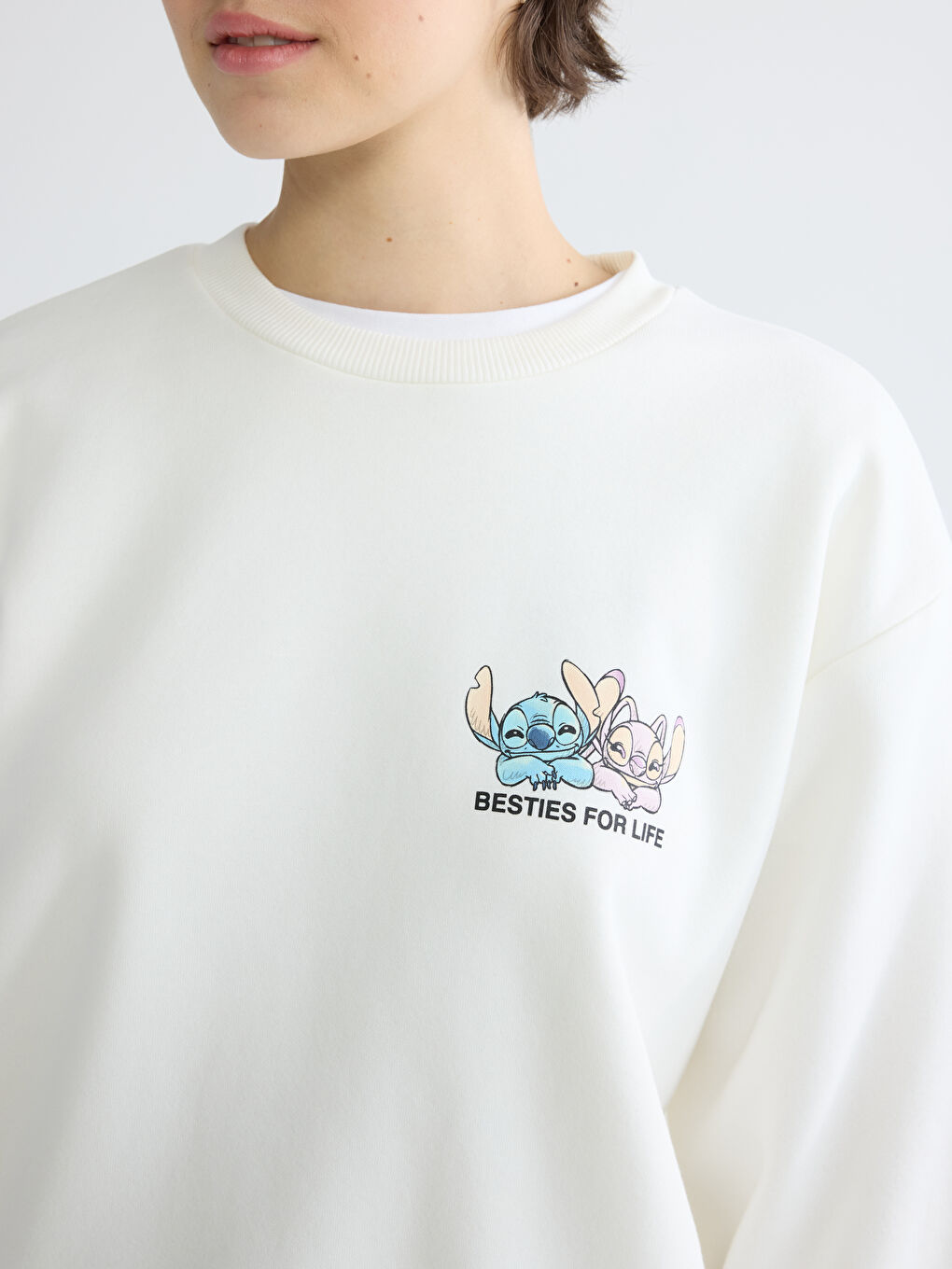 Ekru Lilo ve Angel Baskılı Kadın Kalın Sweatshirt-2