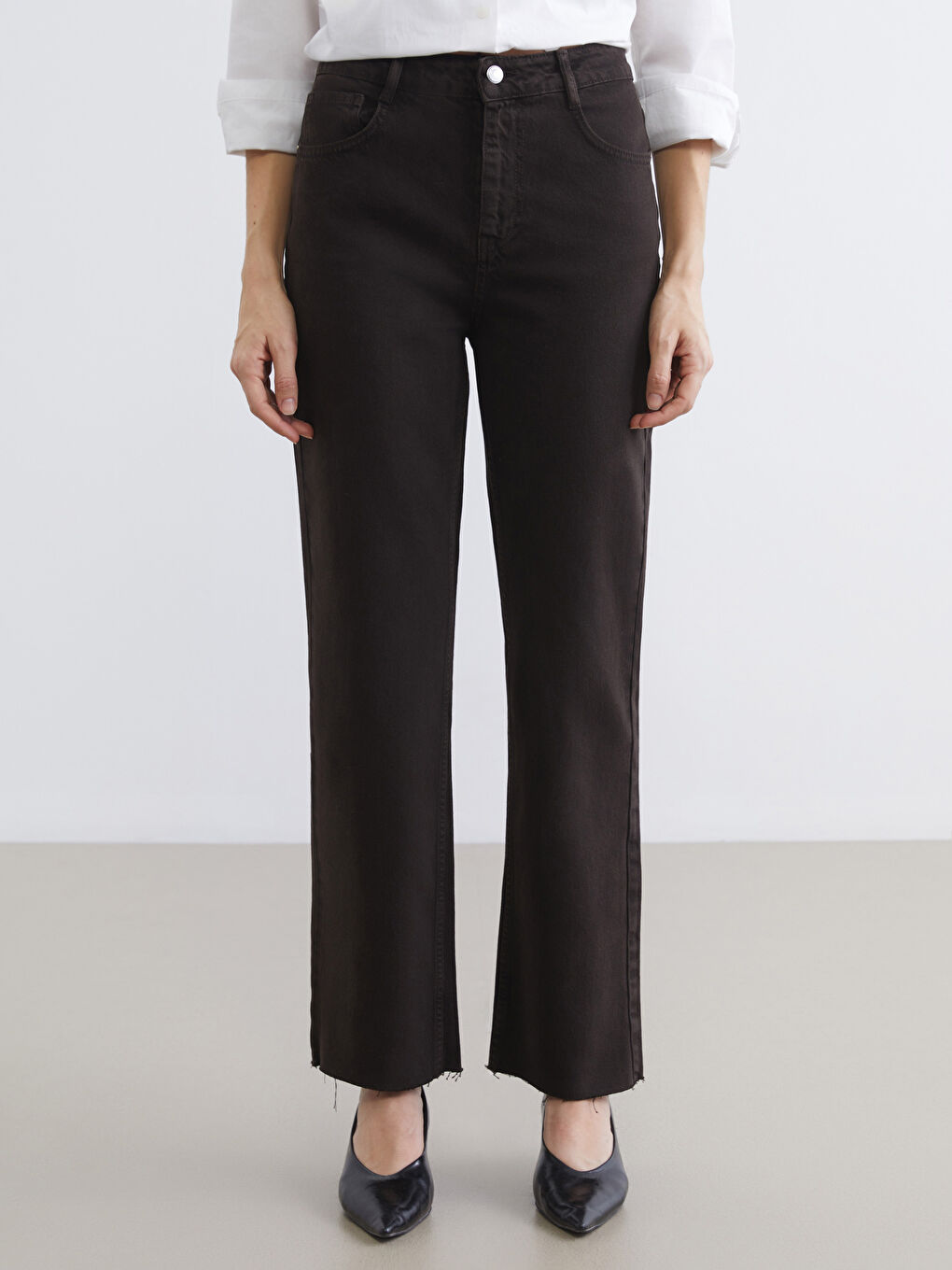 Kahverengi Straight Fit Kadın Jean Pantolon-1