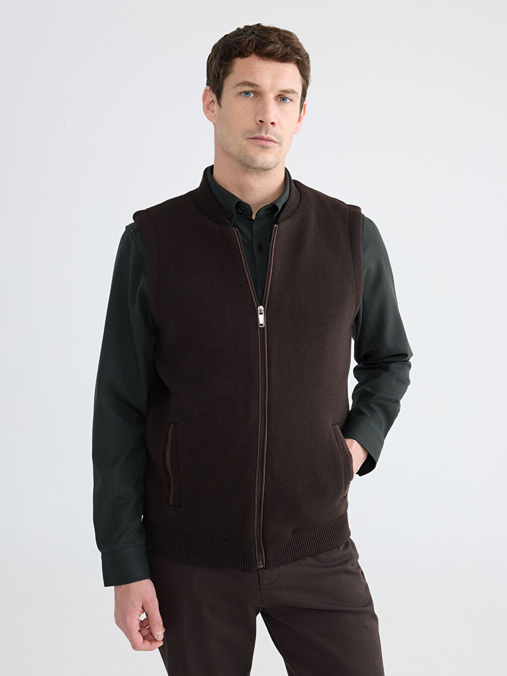 Standard Fit Varsity Collar Knit Vest