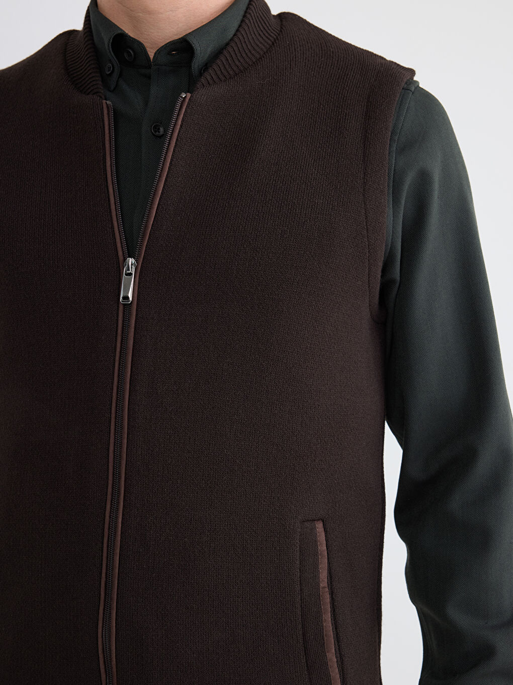 Standard Fit Varsity Collar Knit Vest-2