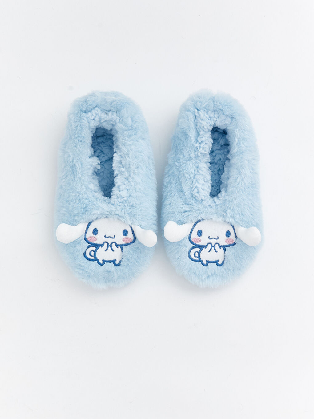 Mavi Cinnamoroll Nakışlı Kaydırmaz Tabanlı Kız Çocuk Ev Çorabı