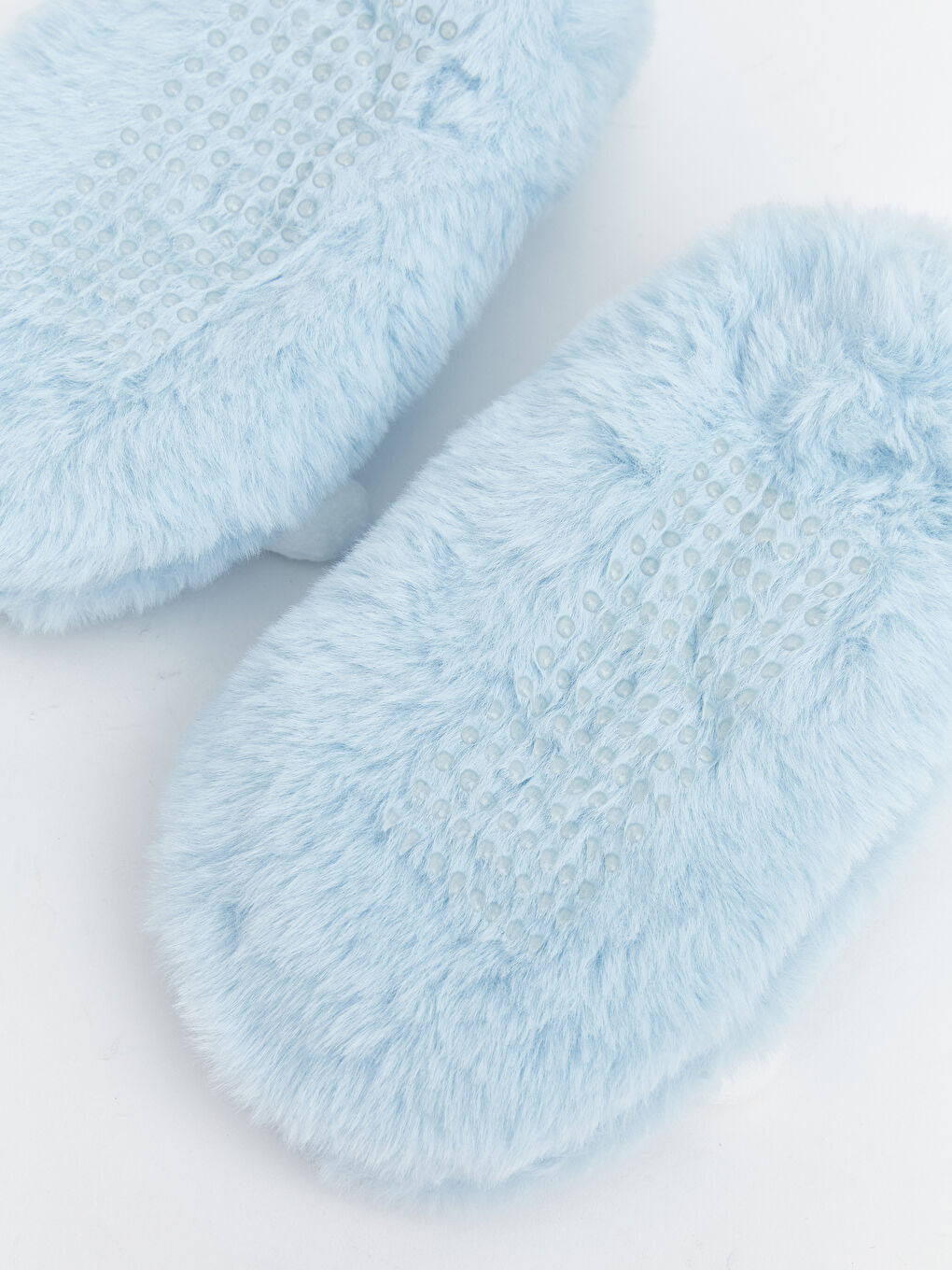 Mavi Cinnamoroll Nakışlı Kaydırmaz Tabanlı Kız Çocuk Ev Çorabı-2