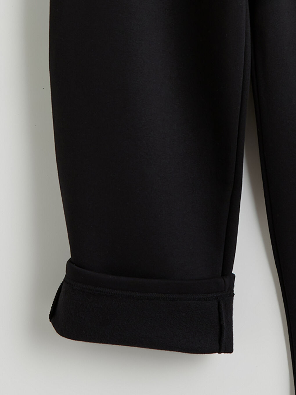 Siyah Rahat Kalıp Erkek Eşofman Altı-1