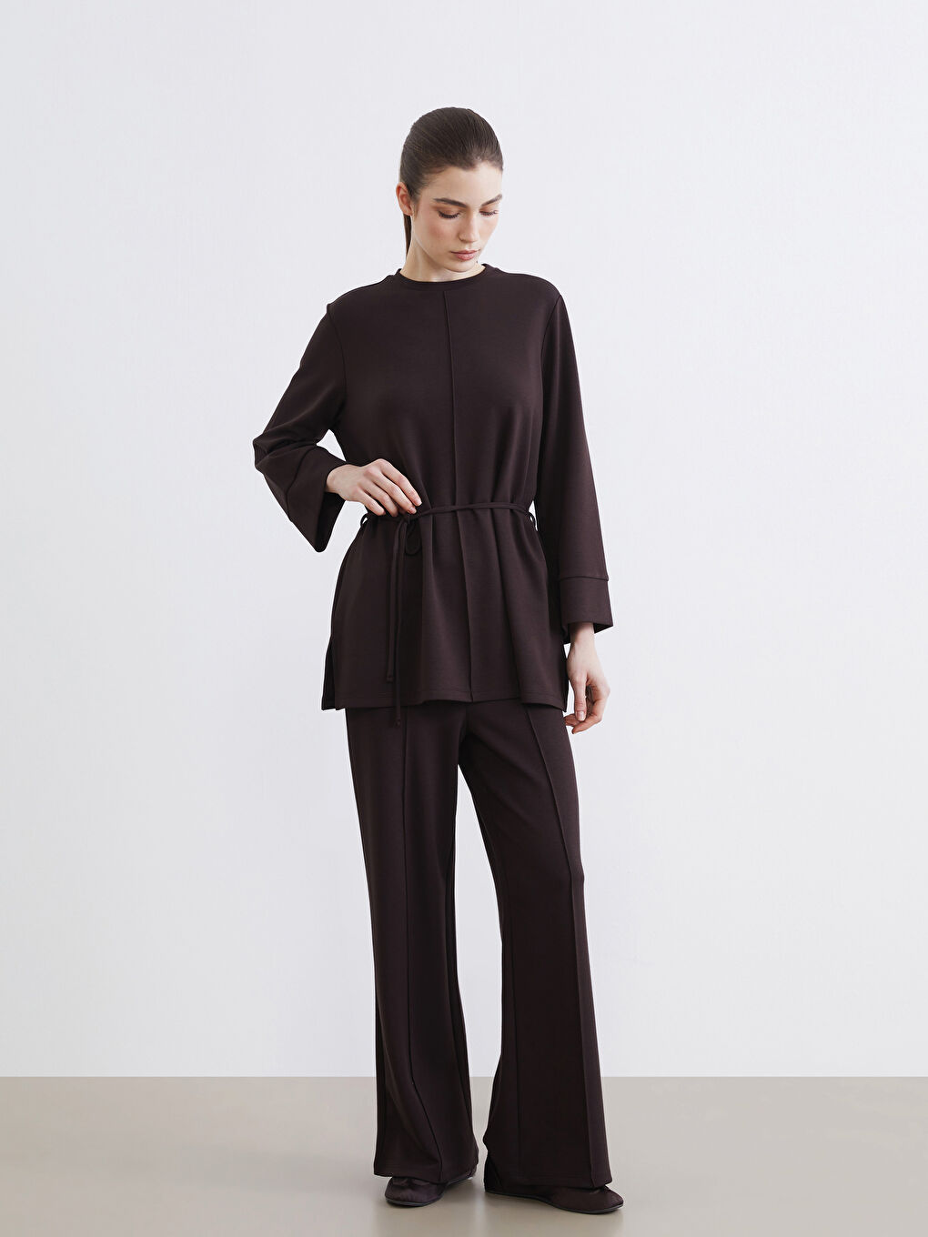 Belted Sweatshirt Tunic with a Crew Neck-1