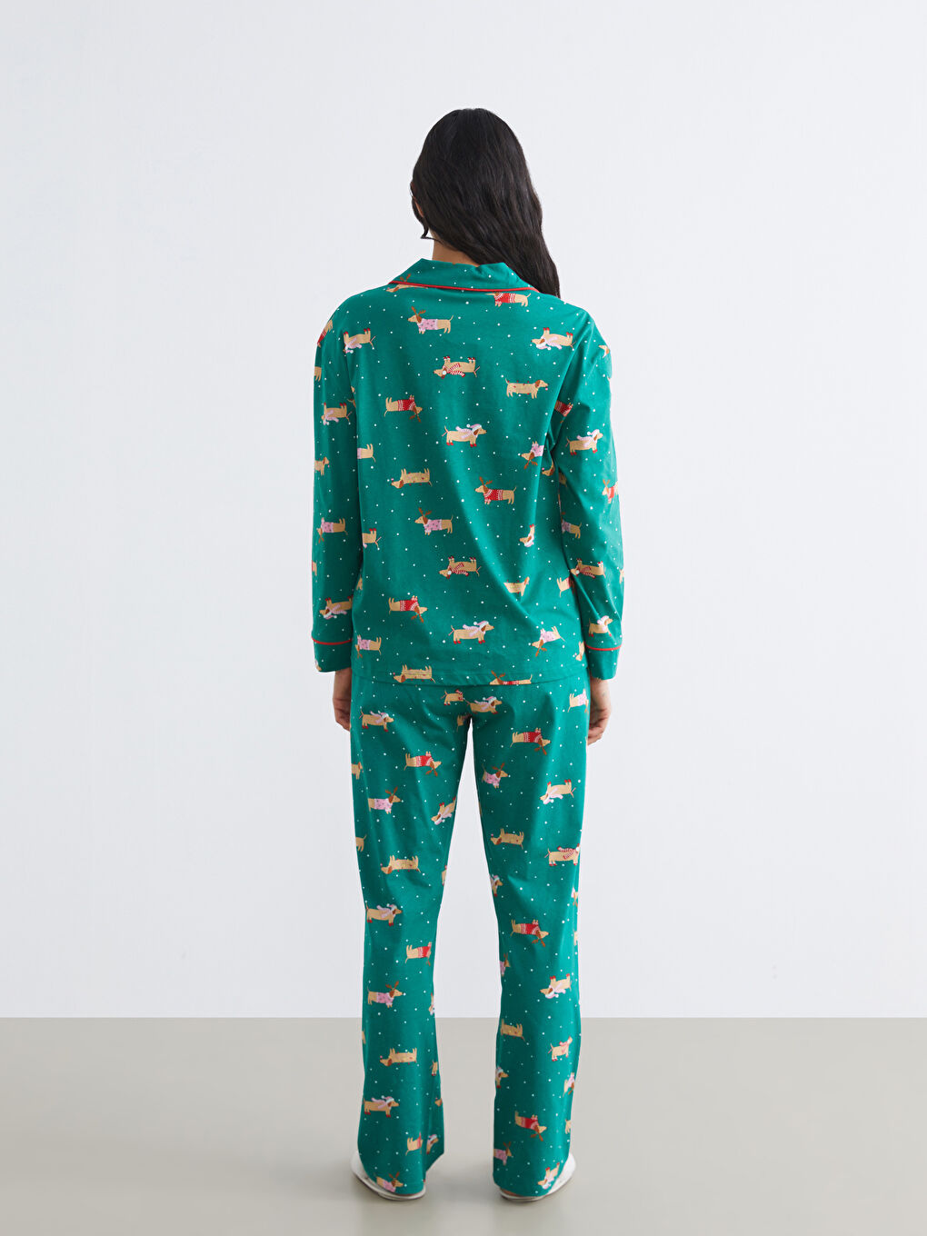 Yeşil Gömlek Yaka Yılbaşı Temalı Kadın Pijama Takım-3