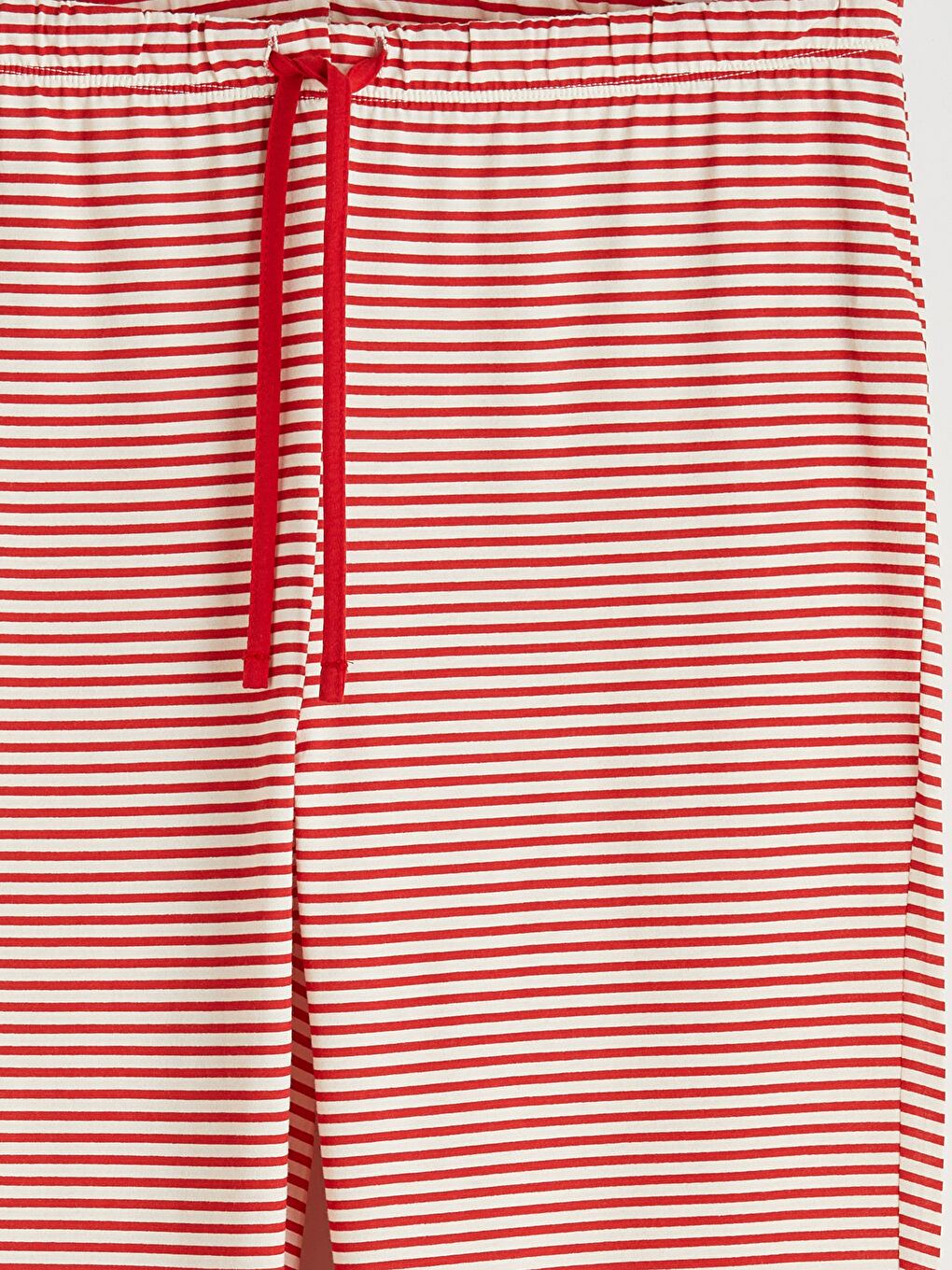 Kırmızı Bisiklet Yaka Yılbaşı Temalı Kadın Pijama Takım-4