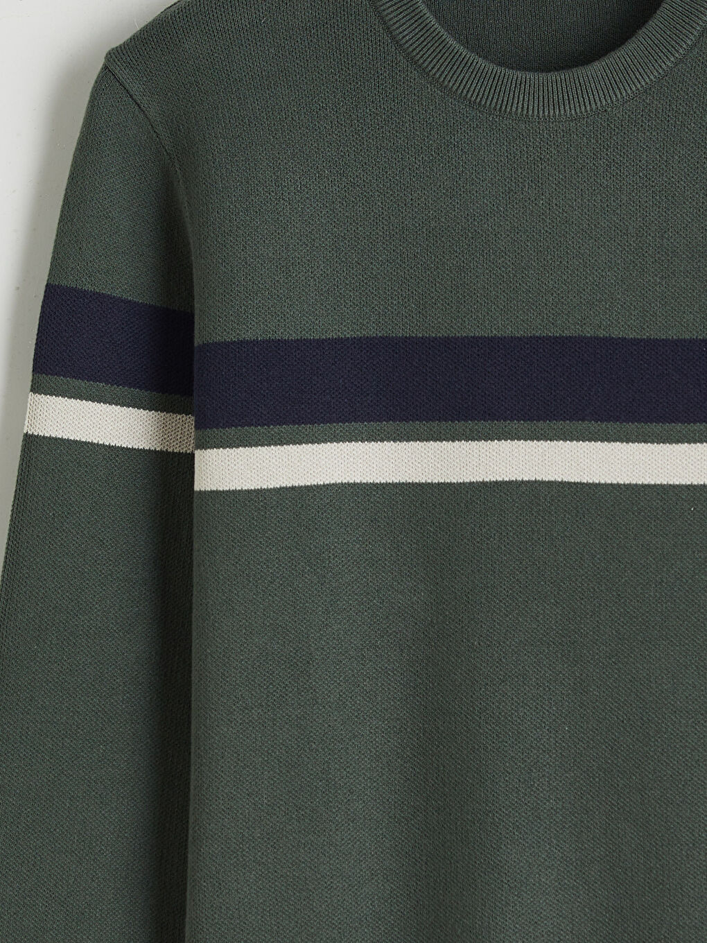 Crew Neck Striped Men's Knitwear Sweater-5