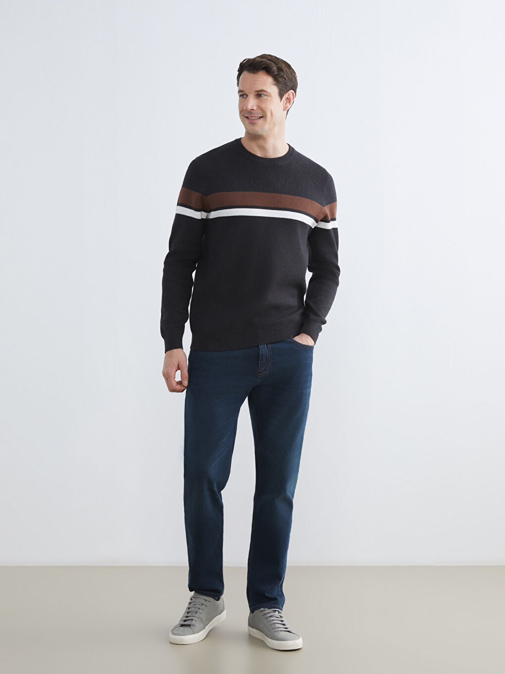 سترة تريكو مخططة رجال بكول مدور-1