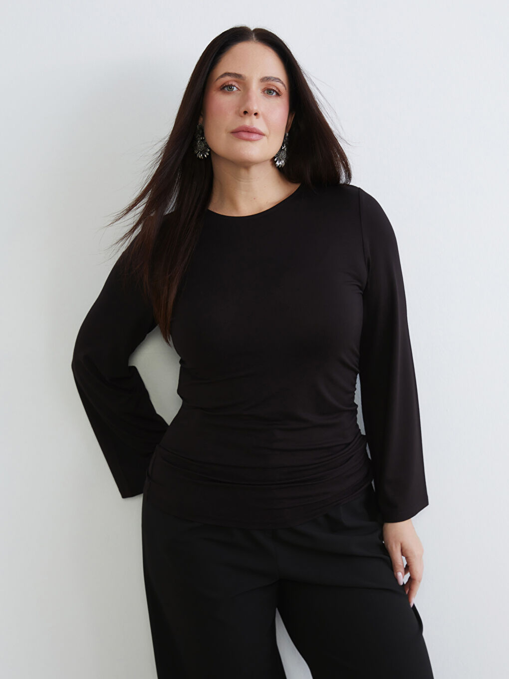 Siyah Büyük Beden Bisiklet Yaka Büzgülü Body