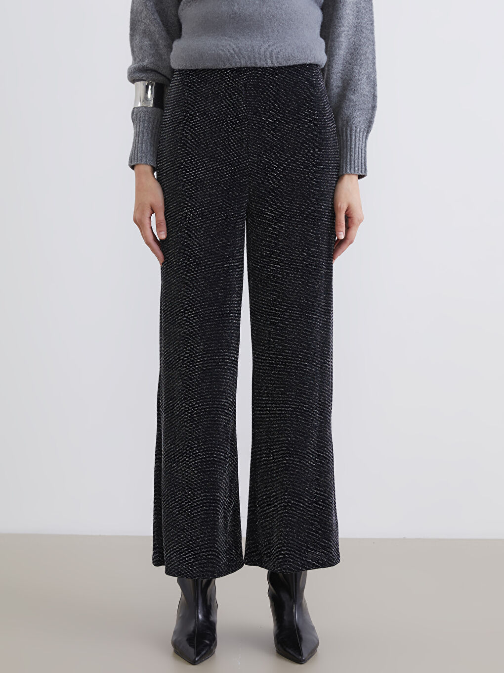 Metalik Beli Lastikli Parlak Görünümlü Kadın Pantolon-1