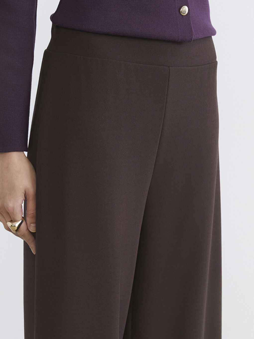 Kahverengi Beli Lastikli Geniş Paça Kadın Pantolon-2