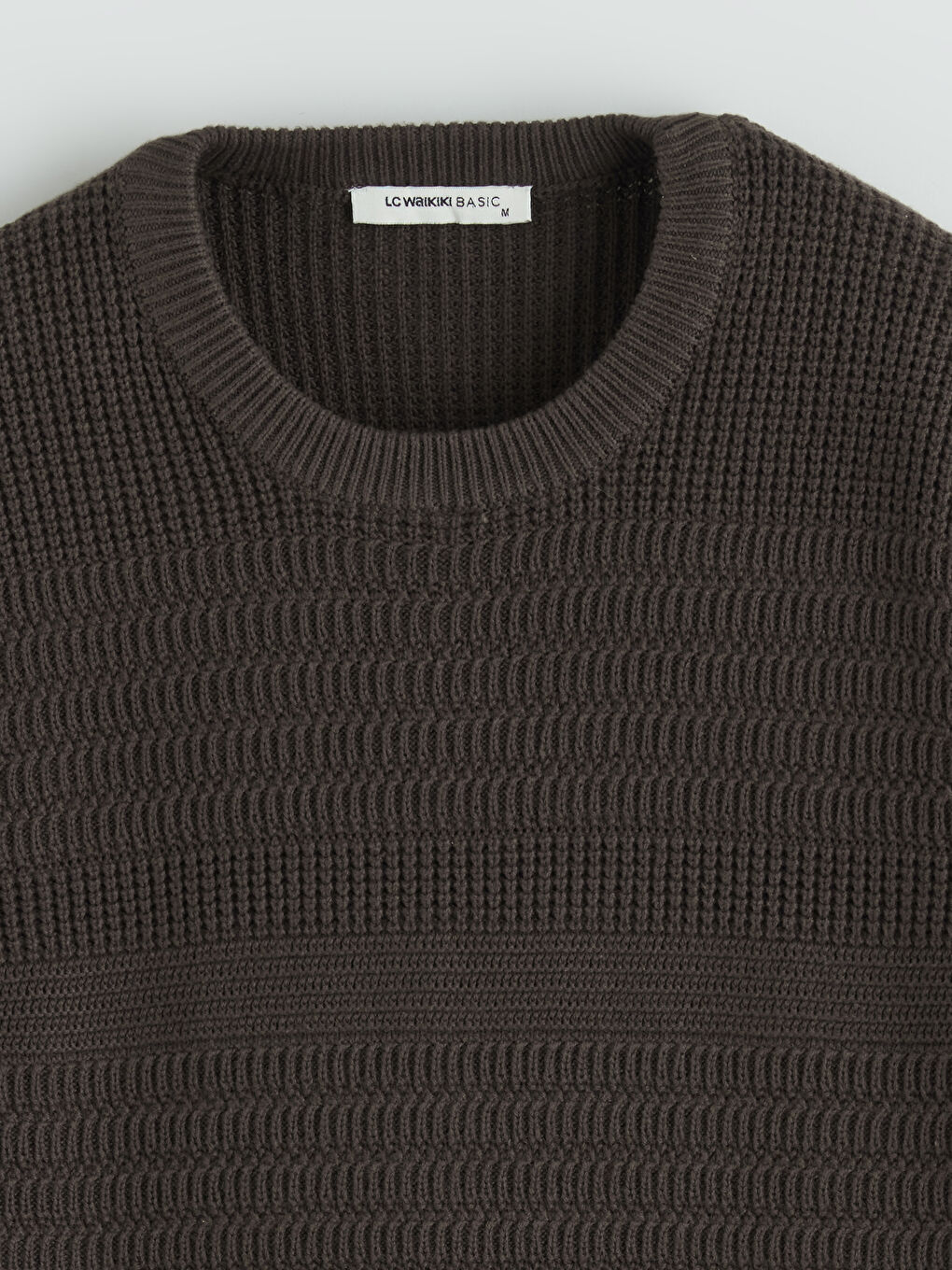 Мужской свитер с круглым вырезом из трикотажа-1