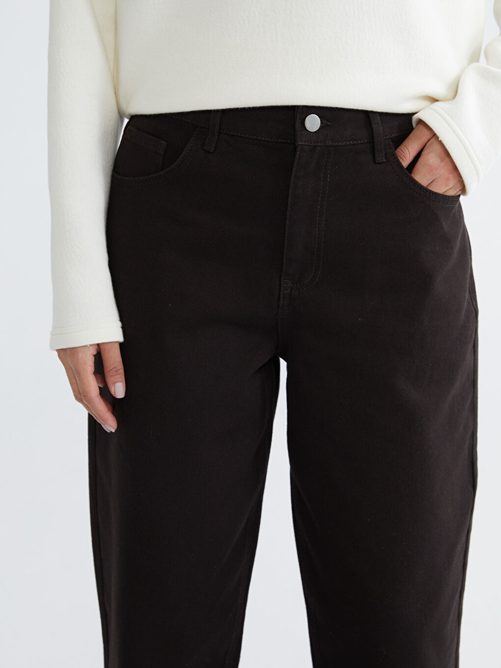 Barrel Fit Women's Jeans-2