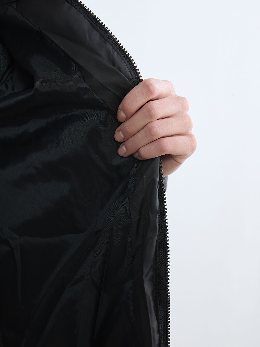 Women's Fur-Trimmed Hooded Quilted Puffer Jacket-3