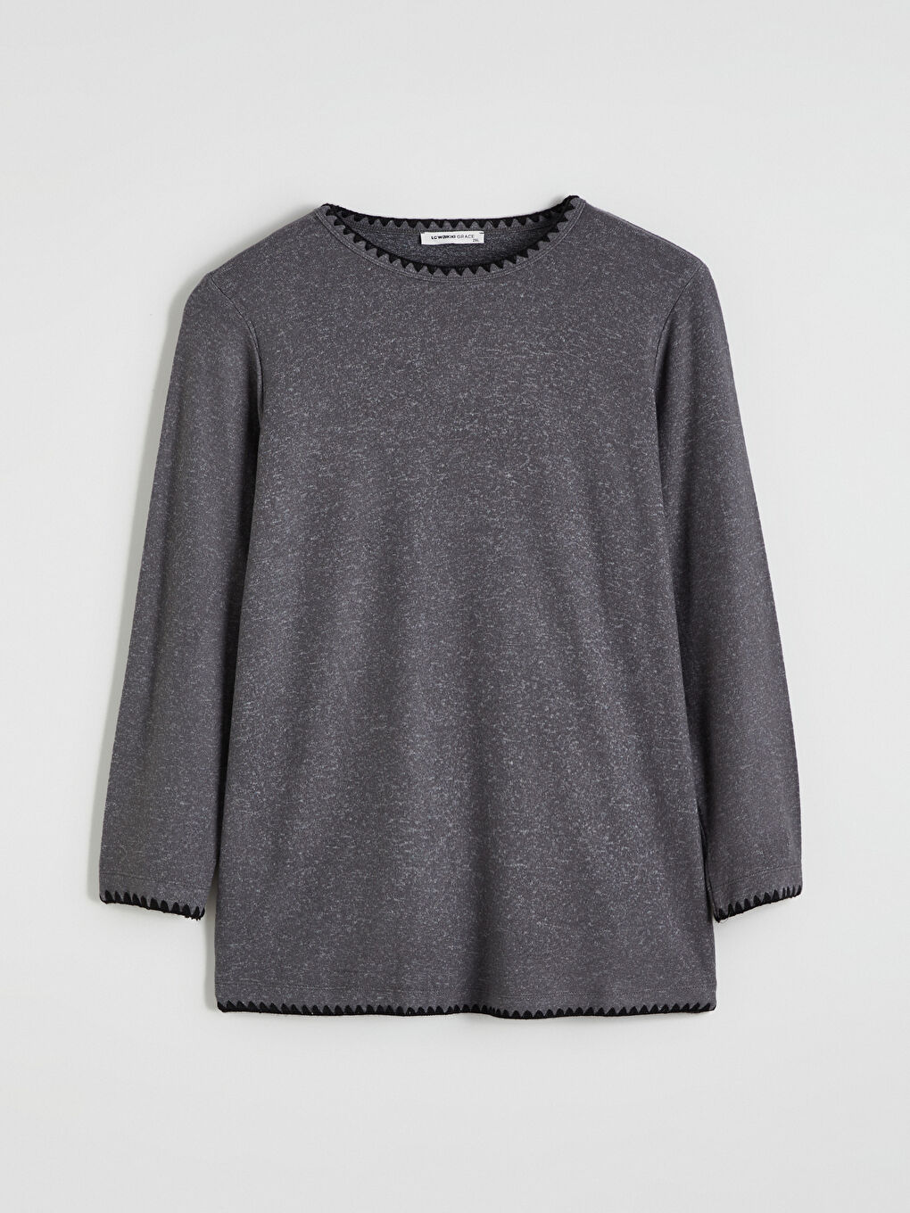 Gri Bisiklet Yaka Nakışlı Bluz