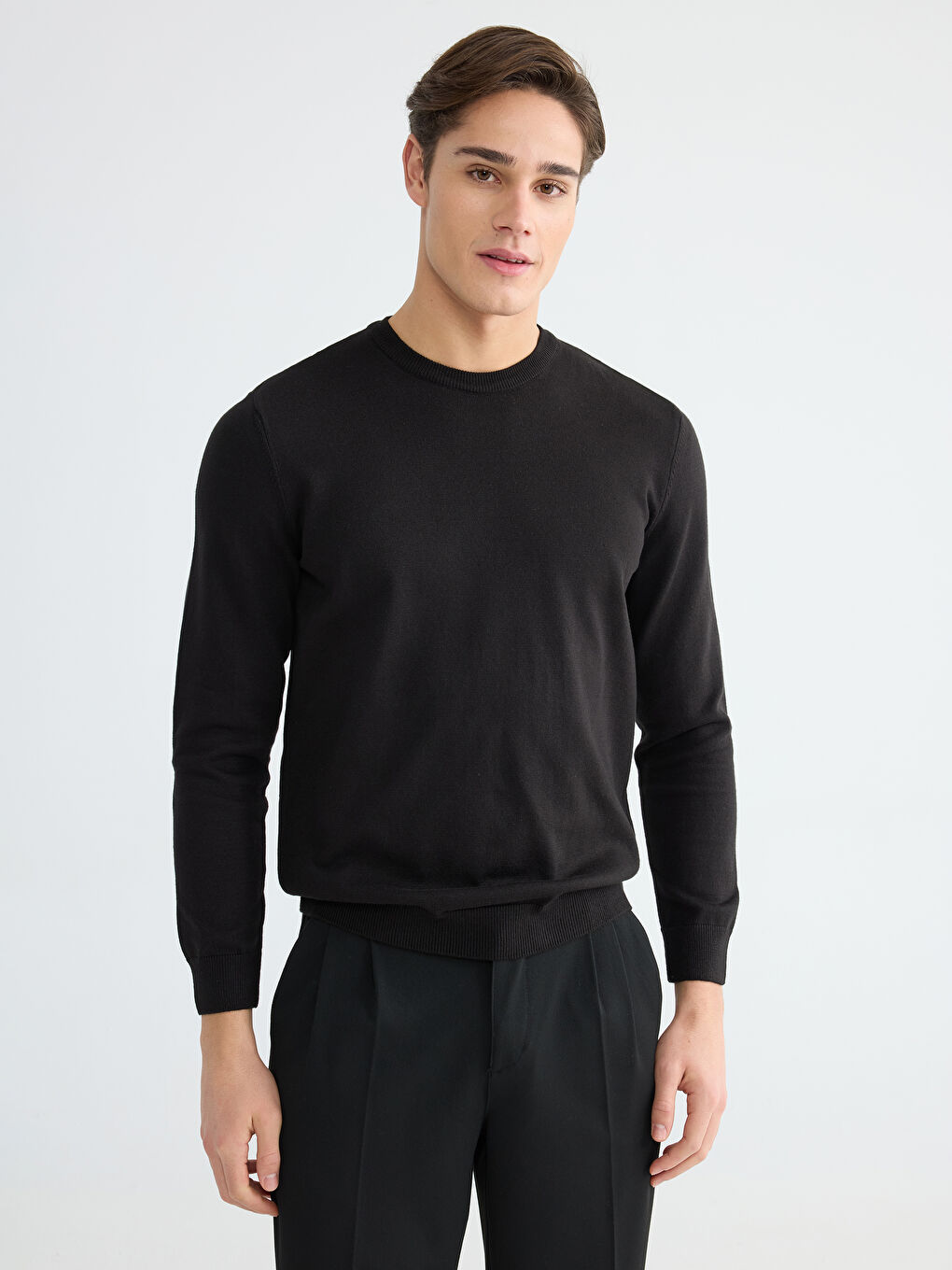 Siyah Bisiklet Yaka Erkek Triko Kazak