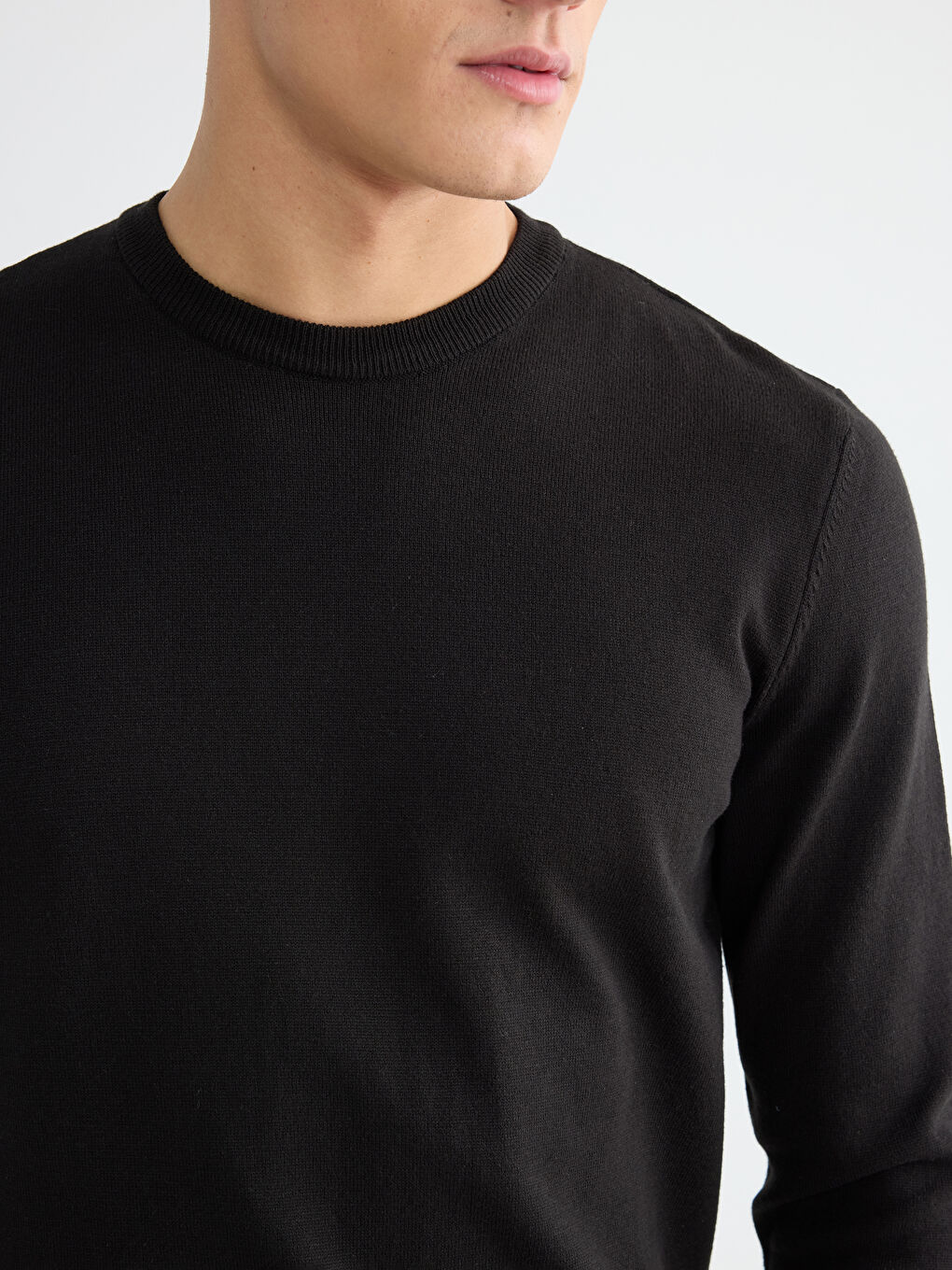 Siyah Bisiklet Yaka Erkek Triko Kazak-2