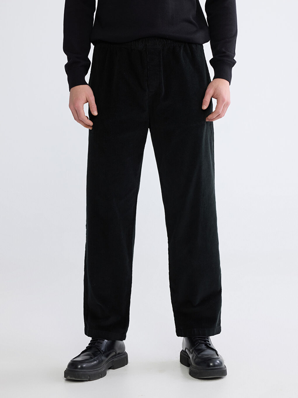 Relaxed-Fit Velvet Trousers-1