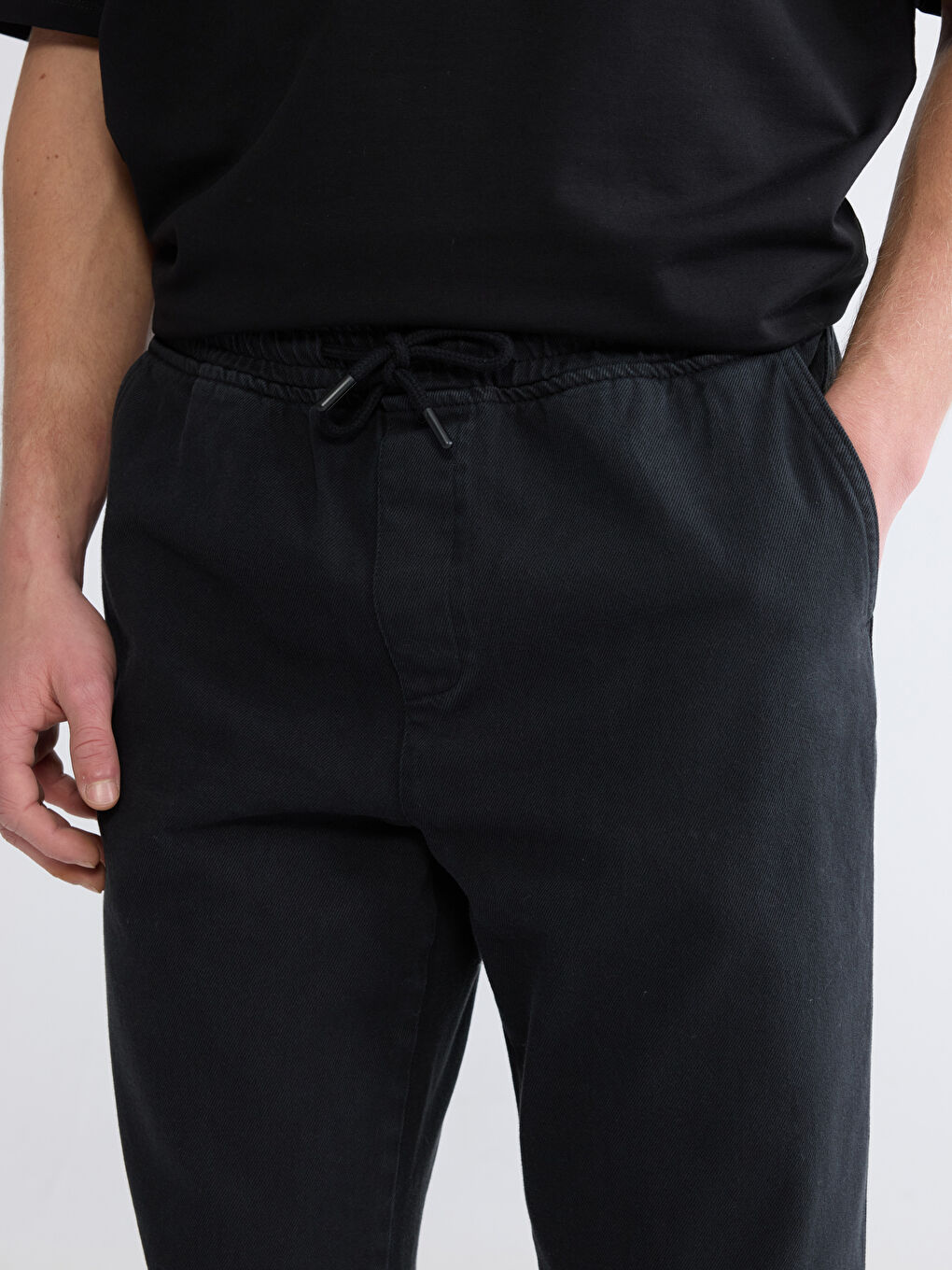 Siyah Rahat Kalıp Gabardin Erkek Pantolon-2