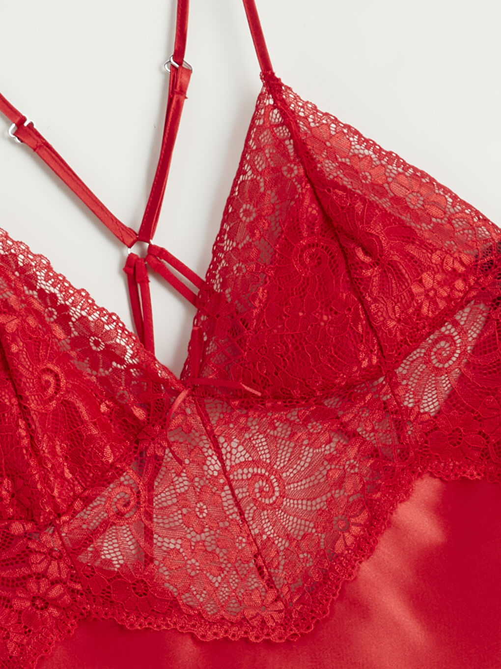 Kırmızı V Yaka Dantel Detaylı Kadın Fantezi Gecelik-1