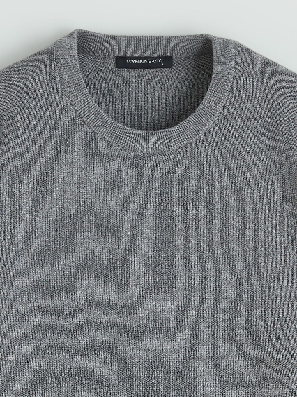 بلوزی قۆڵ درێژ یه‌خه‌ خڕ بۆ پیاوان تریکۆ-1