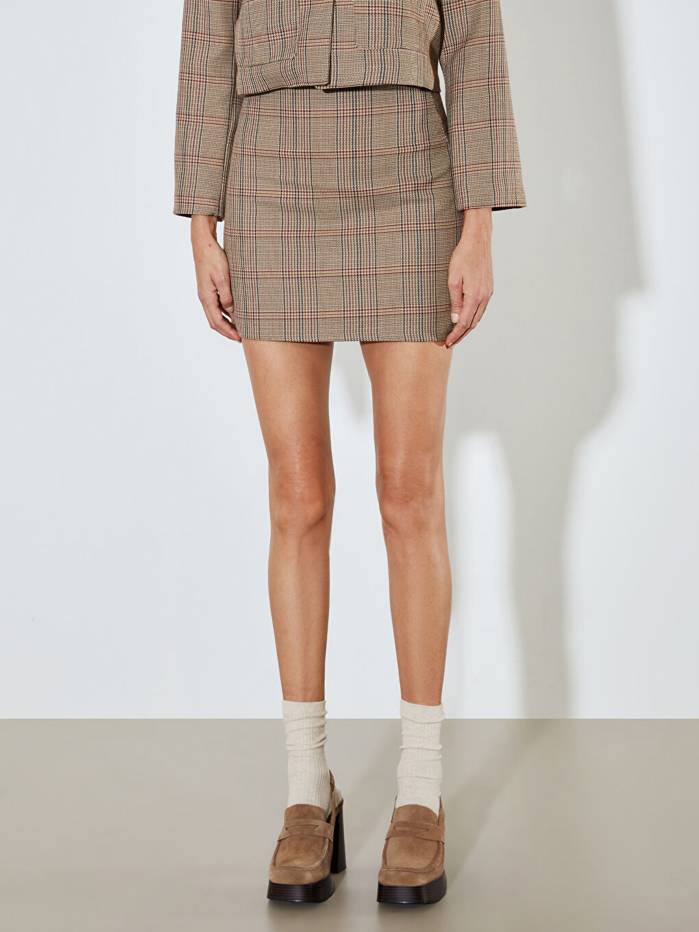 Bej Dar Fit Ekose Mini Etek-1