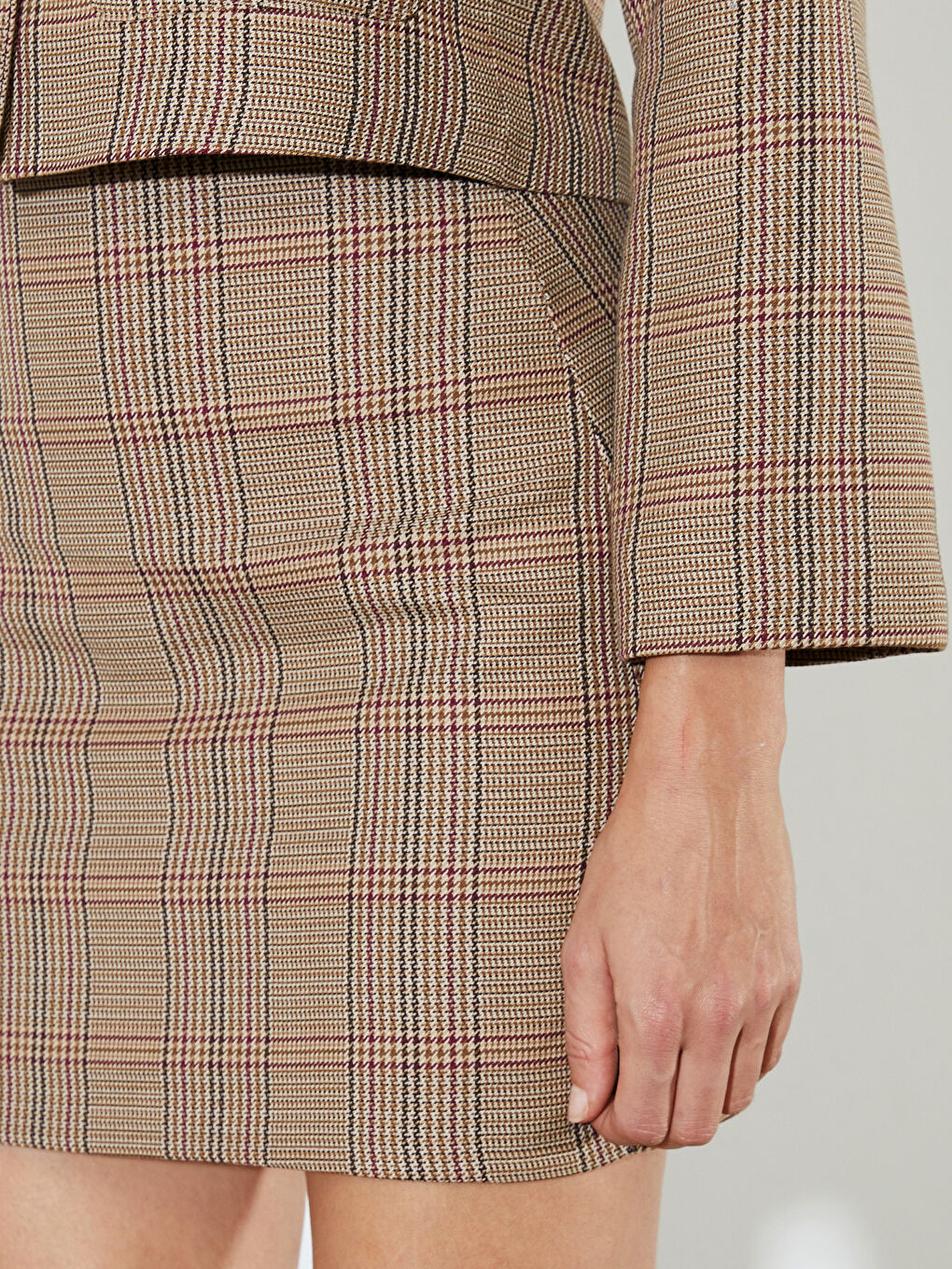 Bej Dar Fit Ekose Mini Etek-2