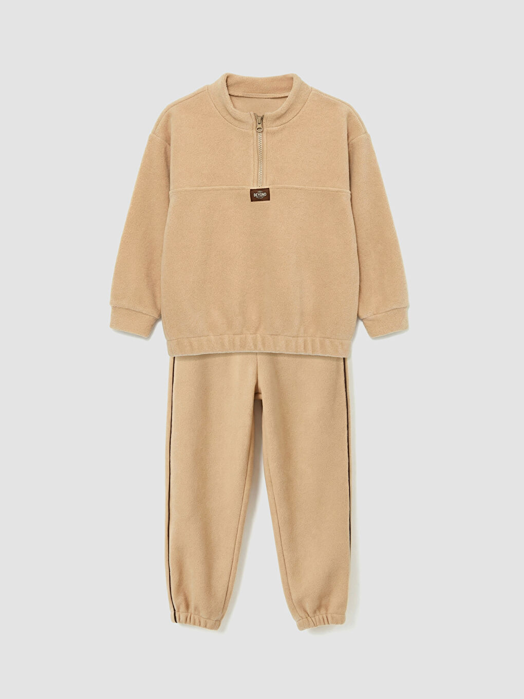 Bej Baskılı Erkek Çocuk Takım