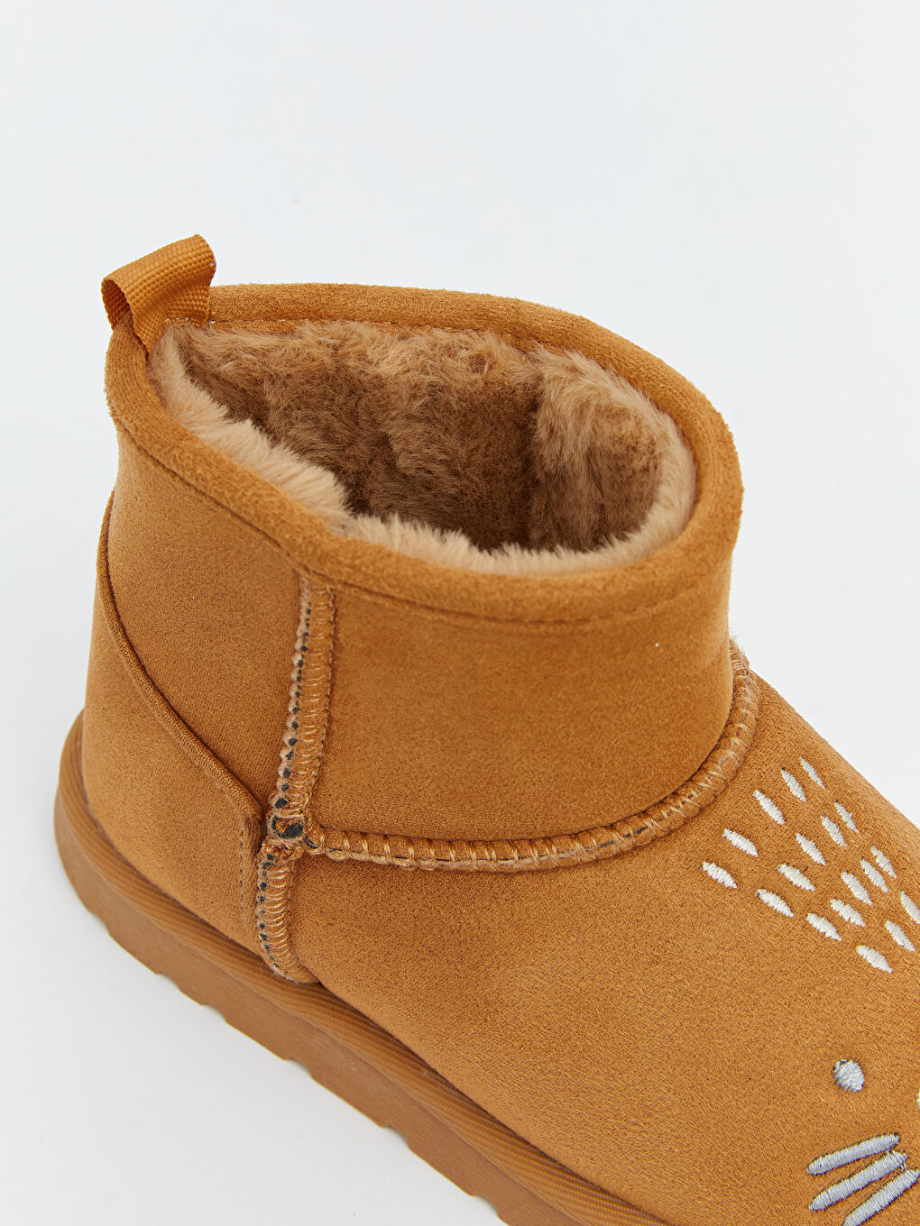 Bej Süet Görünümlü Kız Bebek Bot-5