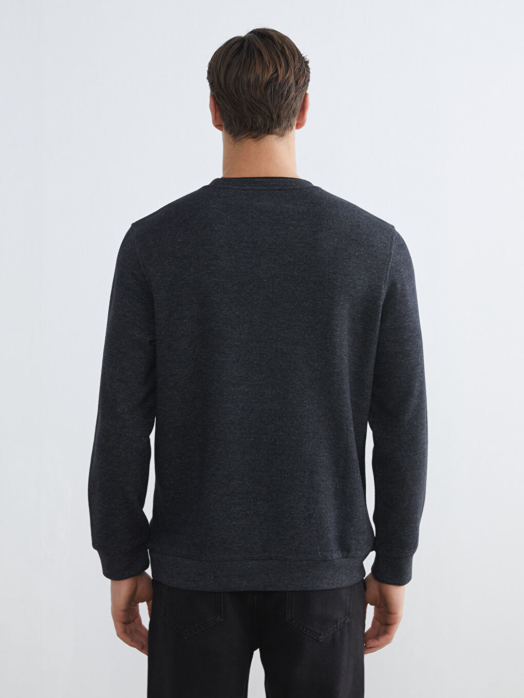 Siyah Bisiklet Yaka Erkek Sweatshirt-3